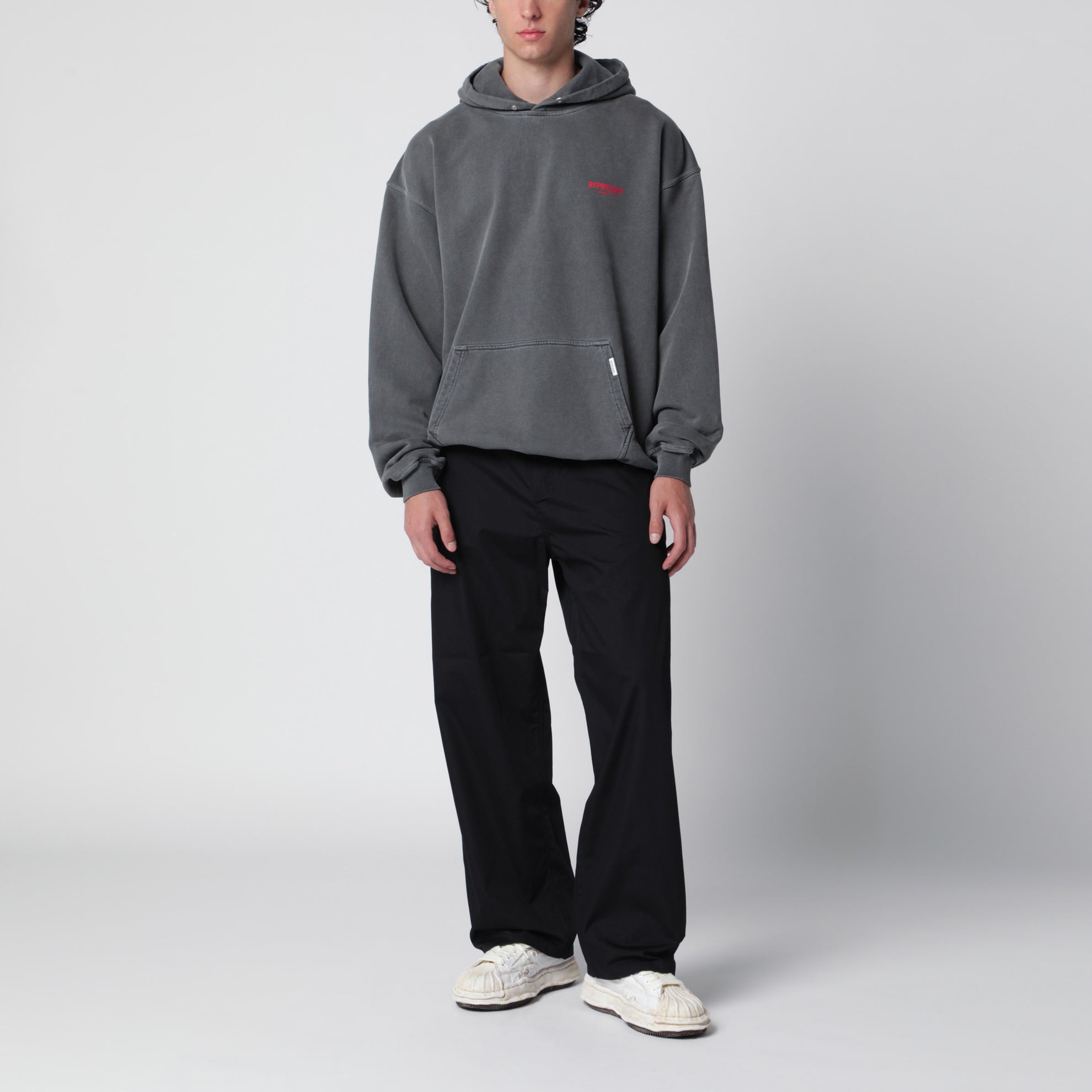 Verwaschener schwarzer Hoodie