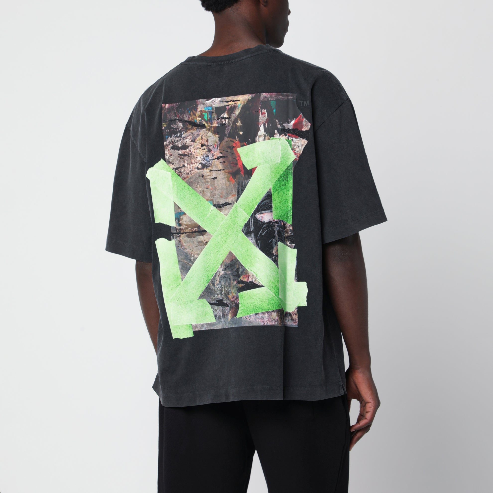 Vintage black T-shirt with logo prints
