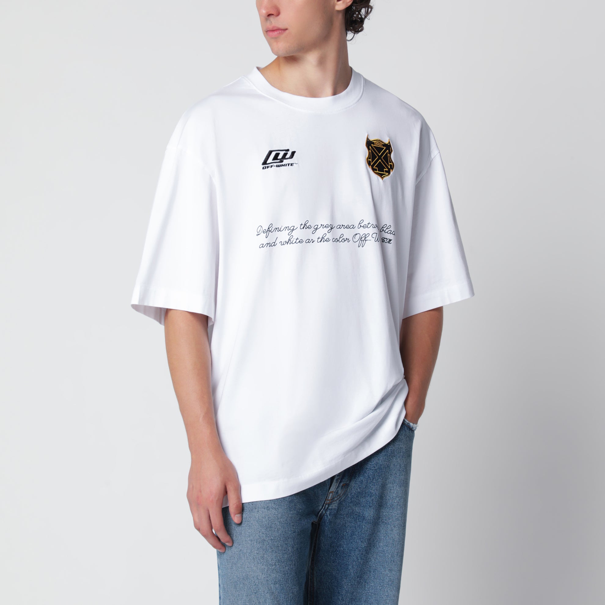 T-shirt bianca con stampe logo