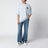 T-shirt celeste con stampe logo