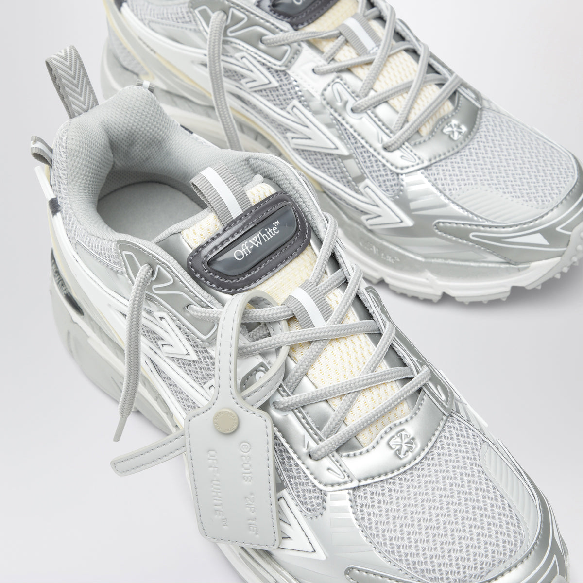 Grey/Silver Be Right Back sneakers