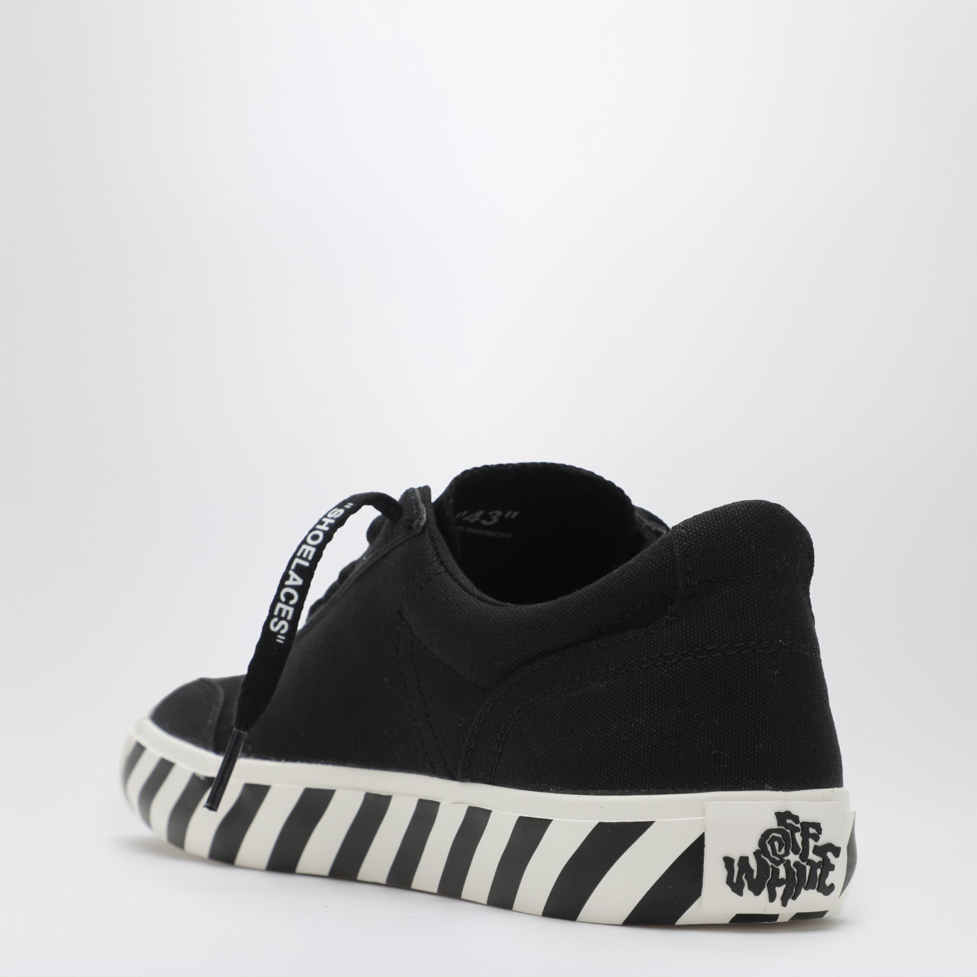 Baskets Vulcanized en textile noir à lacets