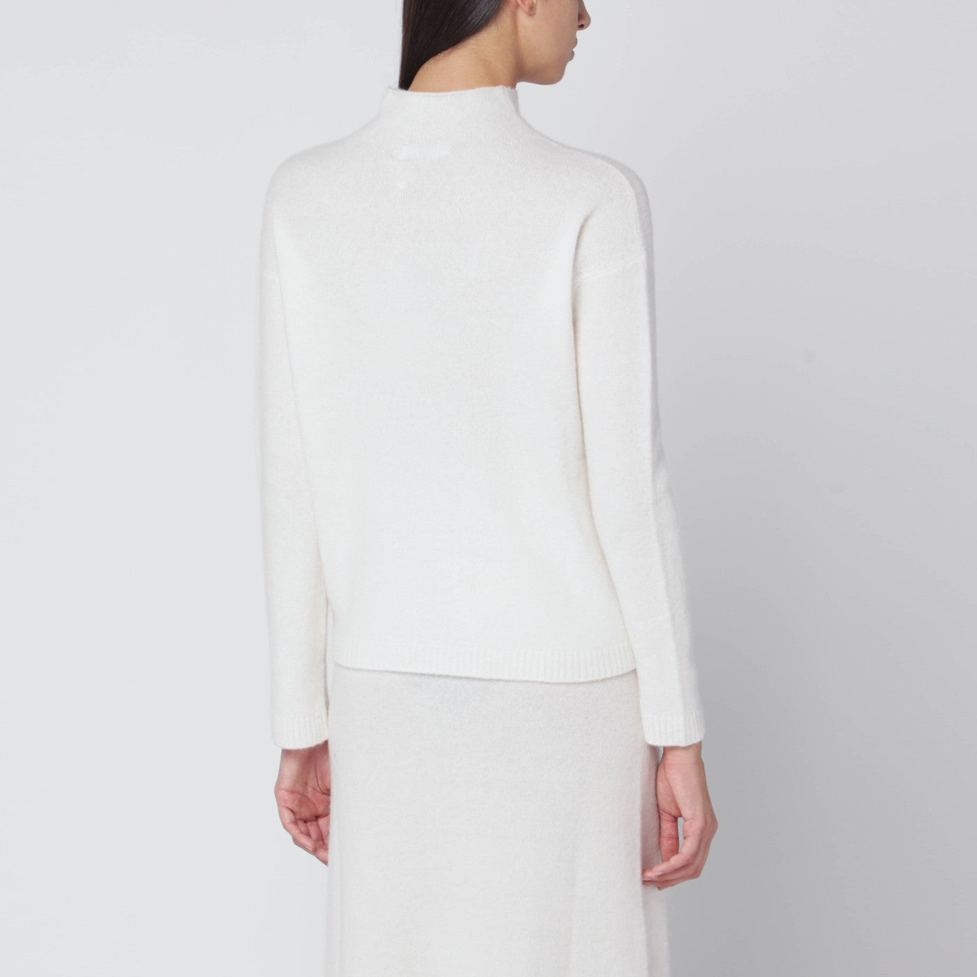 Elfenbeinfarbener Pullover aus Kaschmirmischung