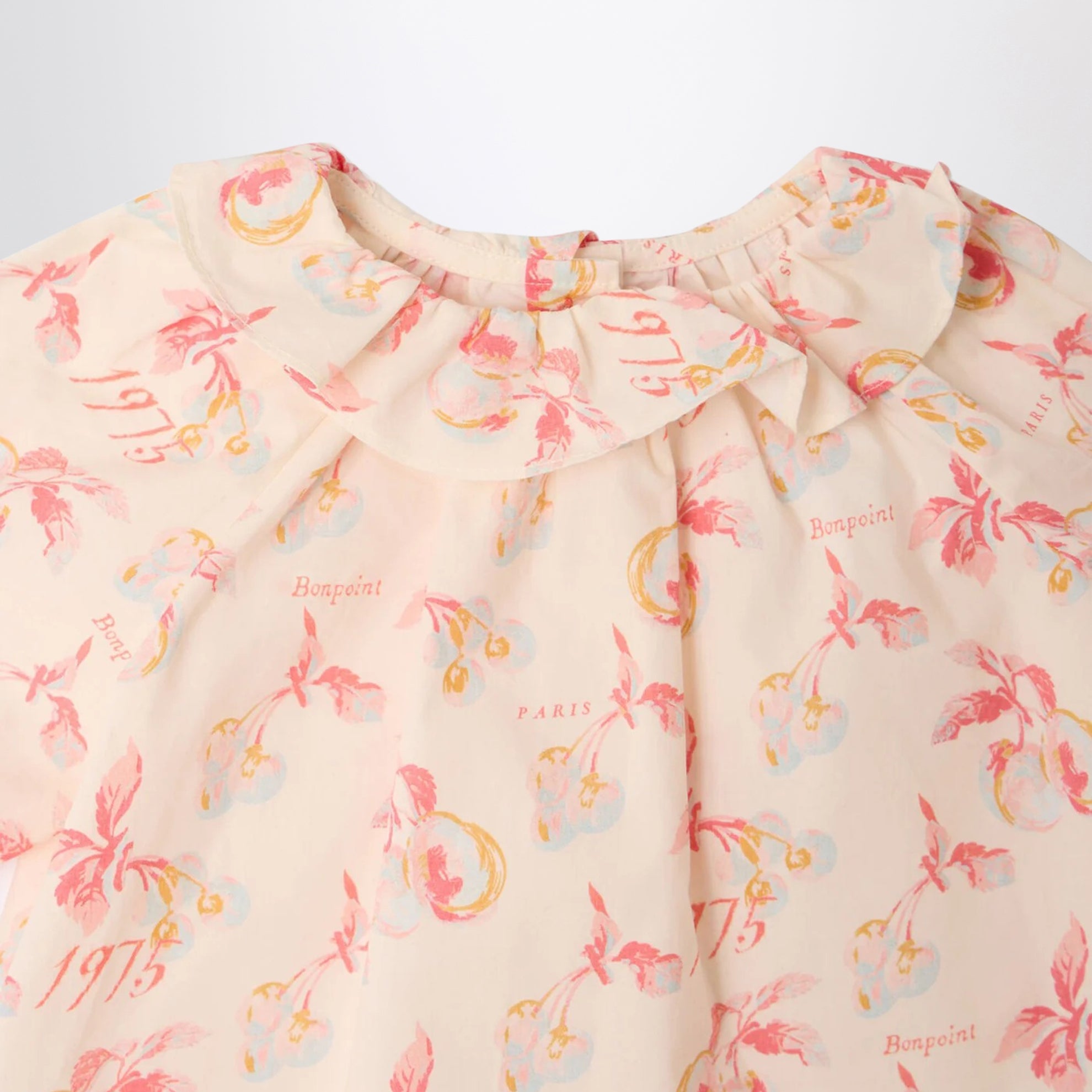 Écru Dolci blouse with cherry print