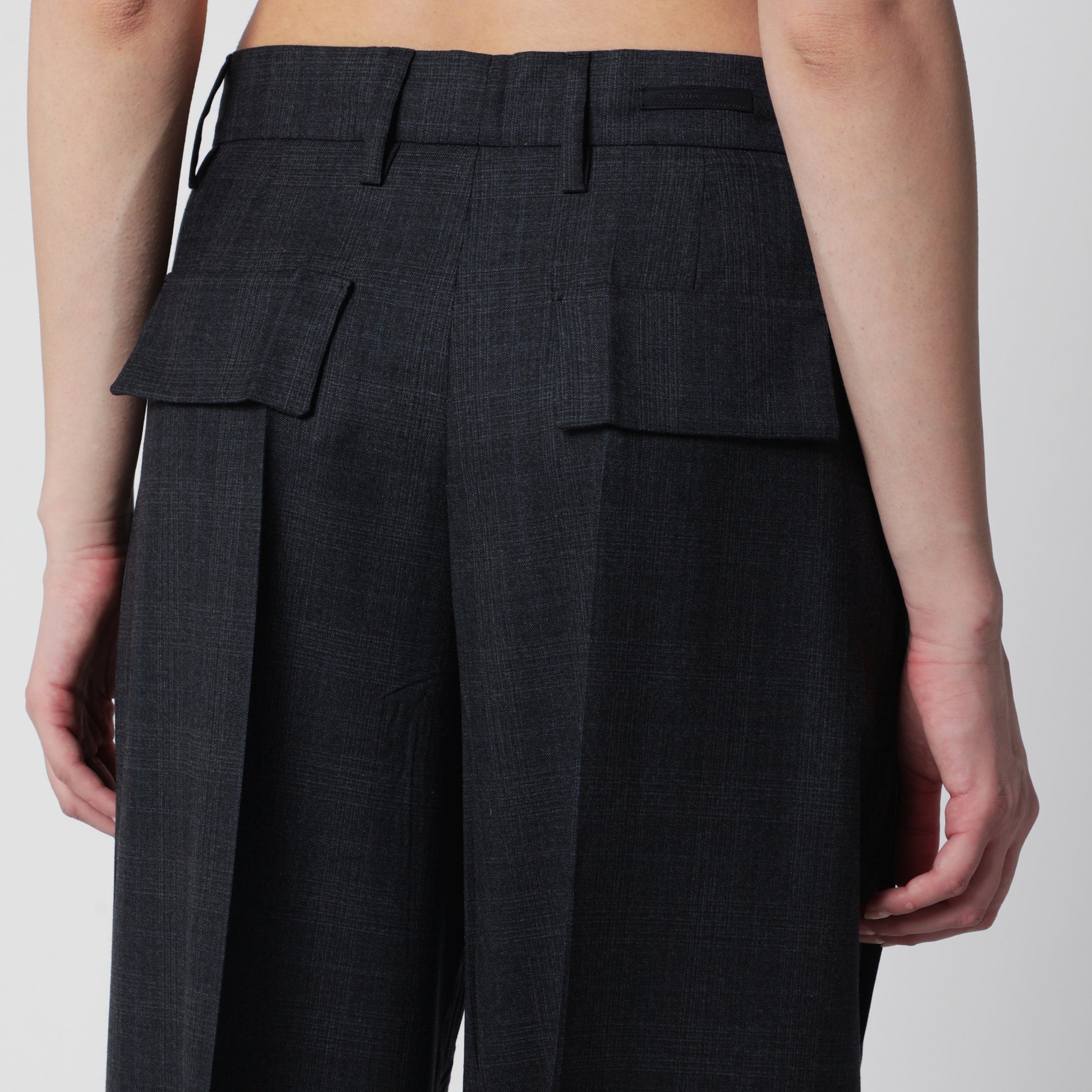 Grey wool trousers with Check pattern