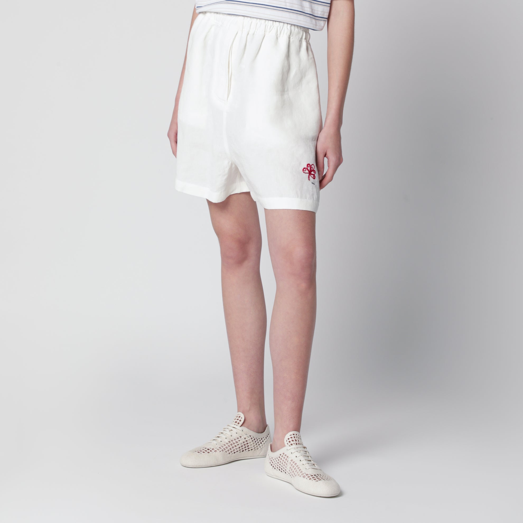White embroidered linen Shorts