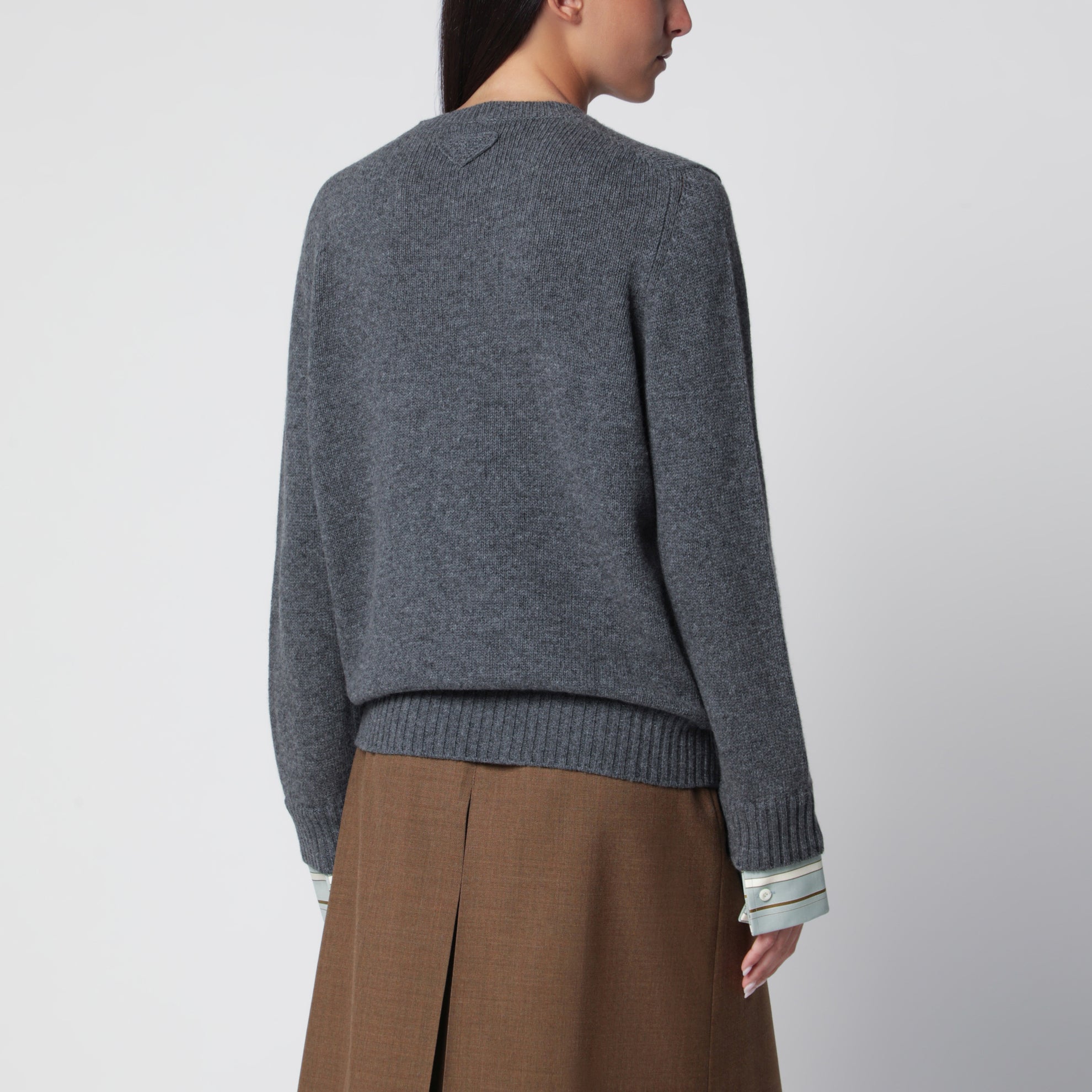 Pull gris ardoise en laine et cachemire