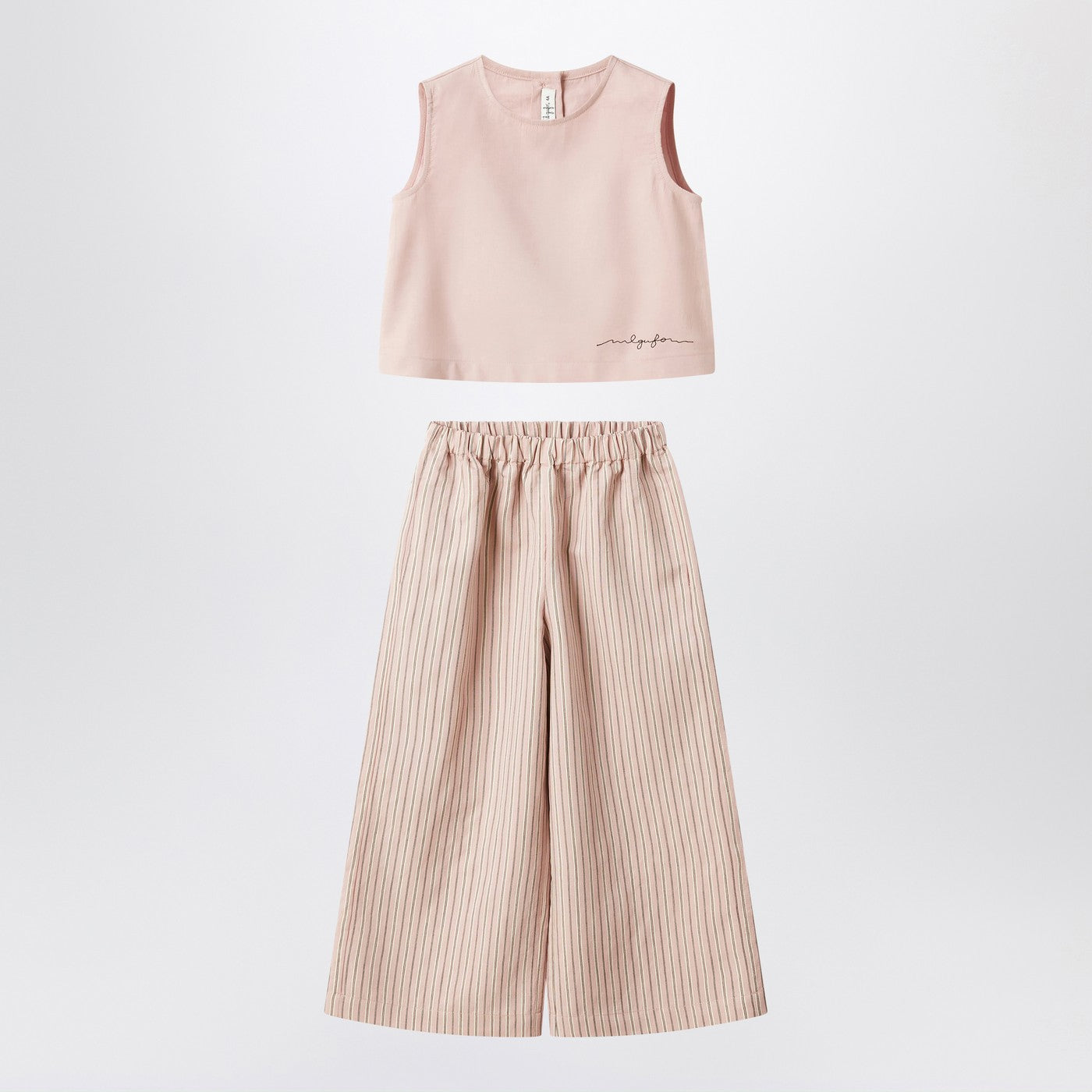 Completo rosa cipria a righe