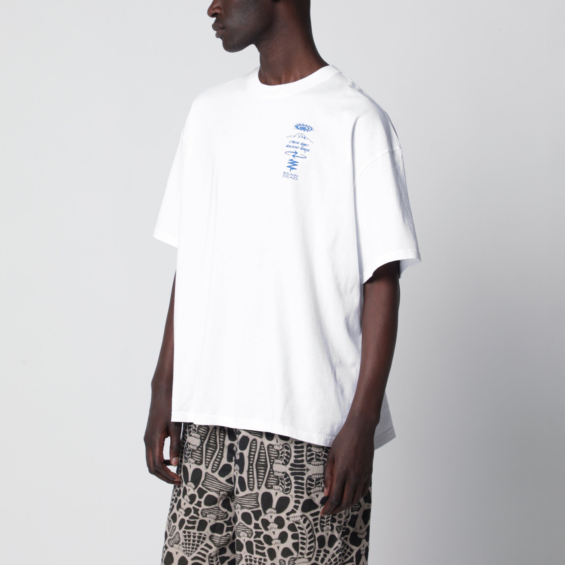 White T-shirt with logo prints