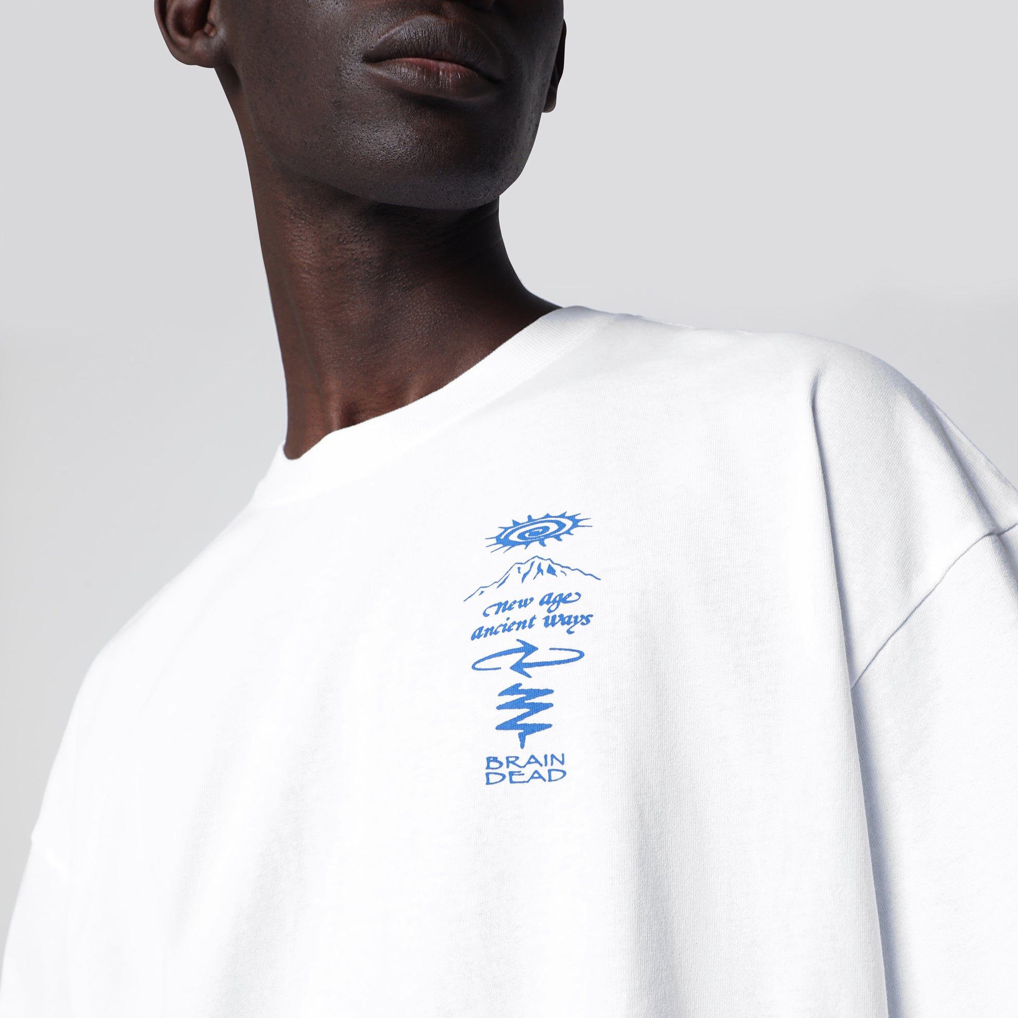 White T-shirt with logo prints