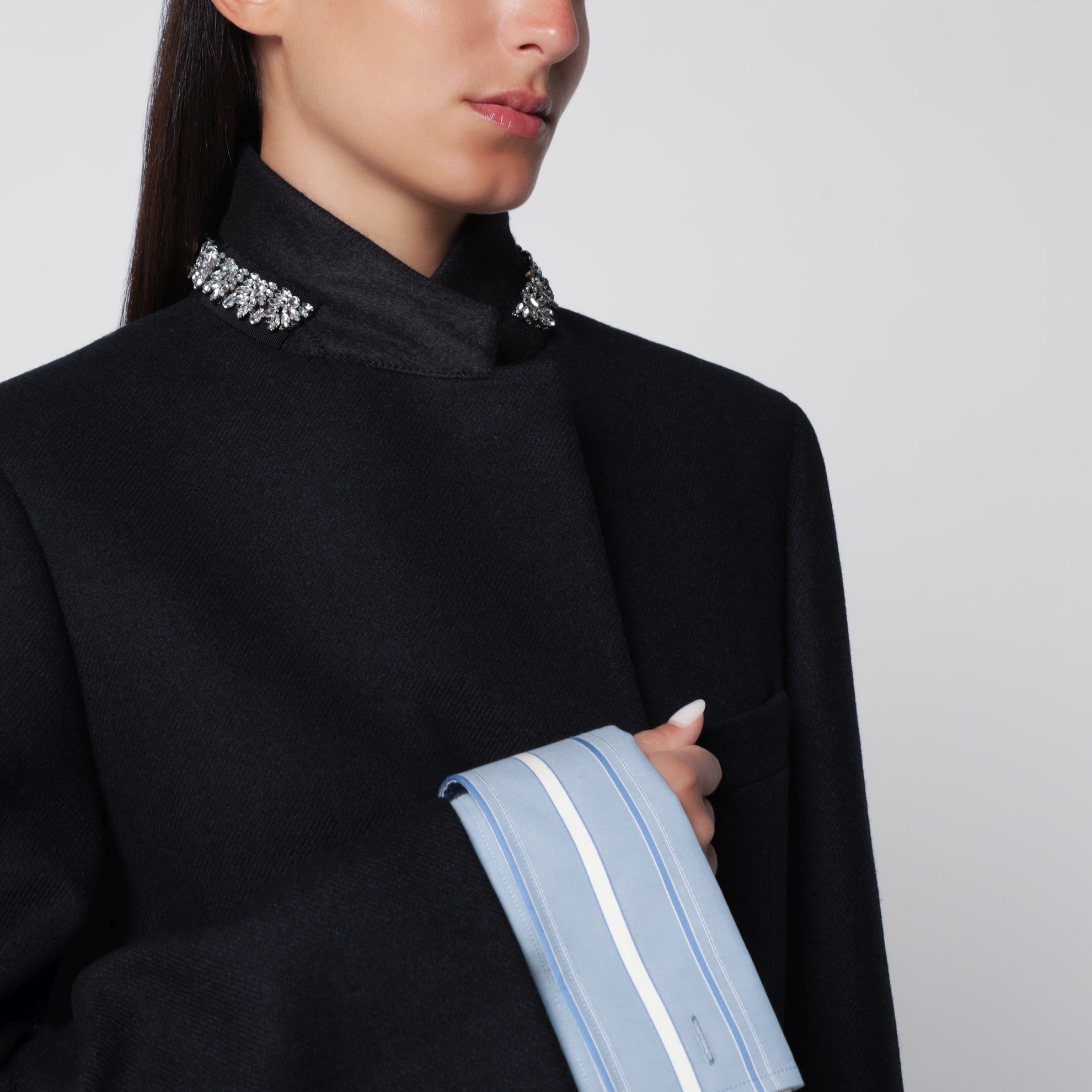 Manteau bleu en laine avec ceinture