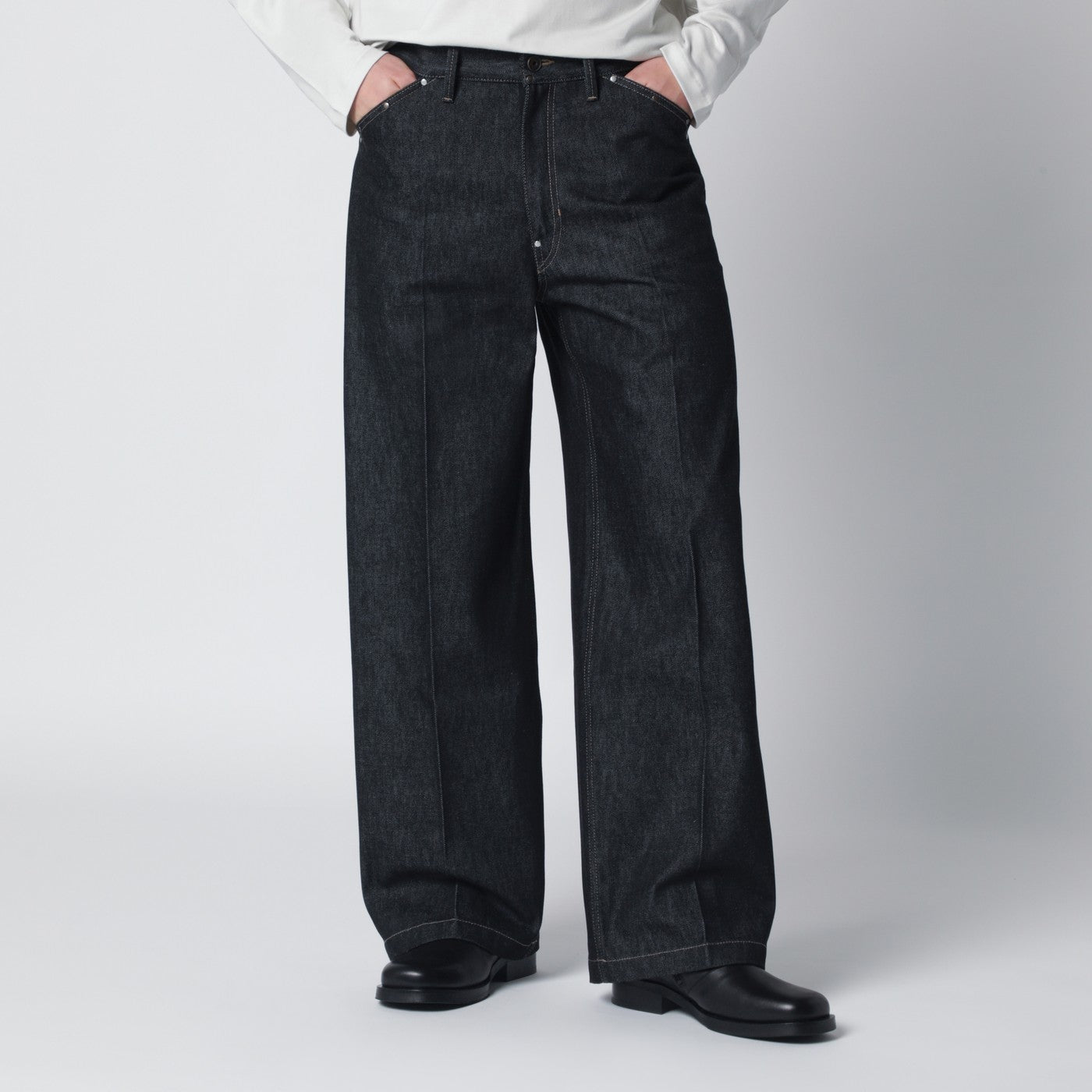 Slate-colored jeans with studs