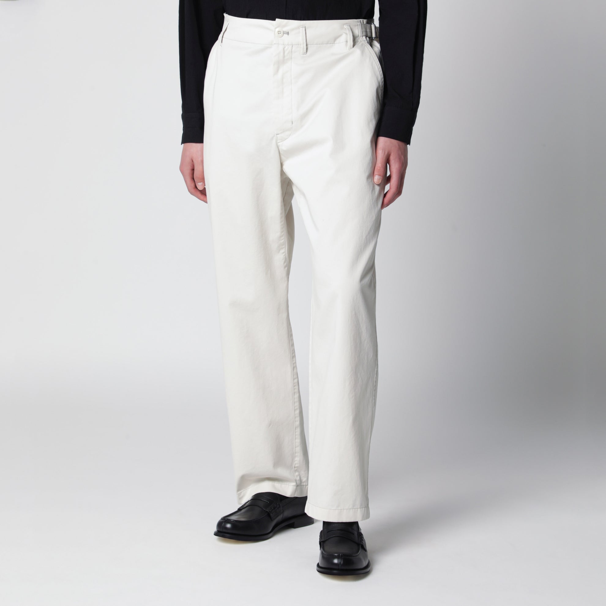 Powder white cotton trousers