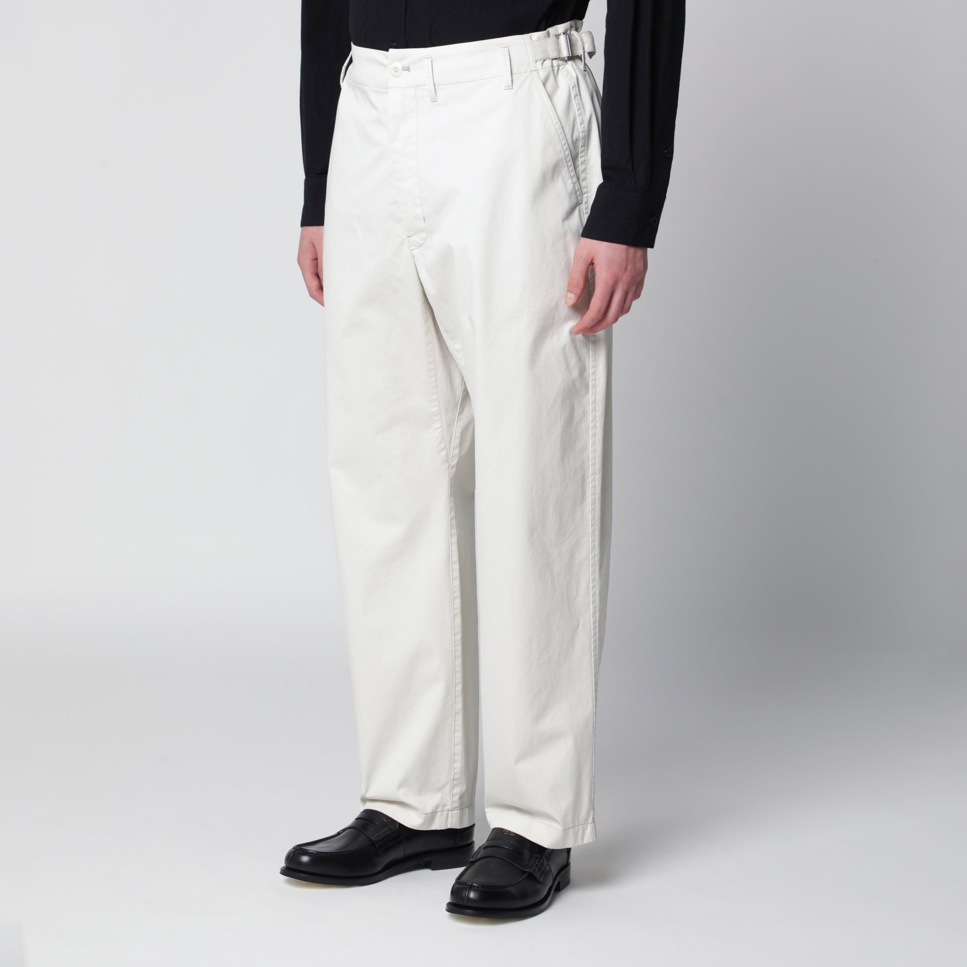 Powder white cotton trousers