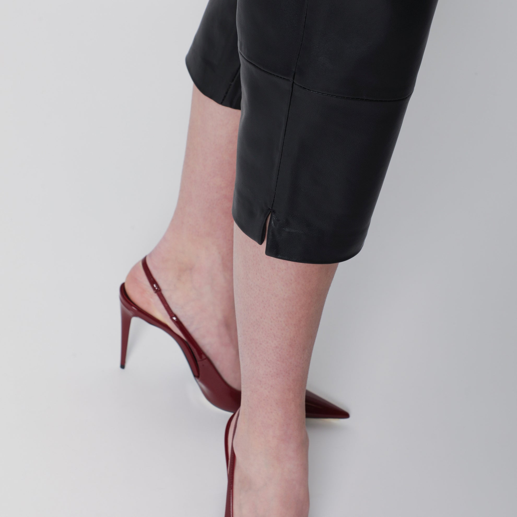 Caprihose Lior aus Lammleder in Schwarz