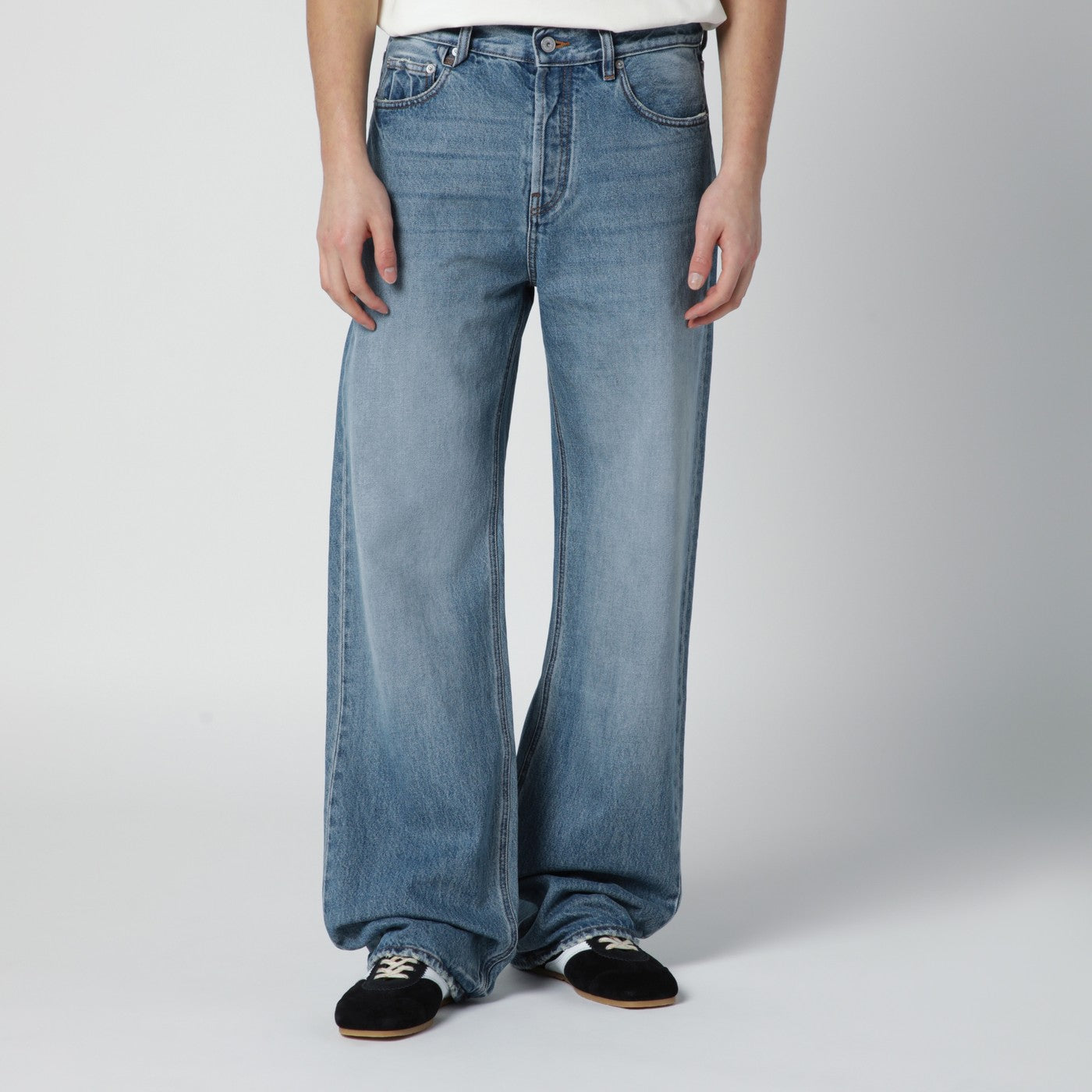 JACQUEMUS Straight-leg jeans in blue de-Nîmes denim | TheDoubleF