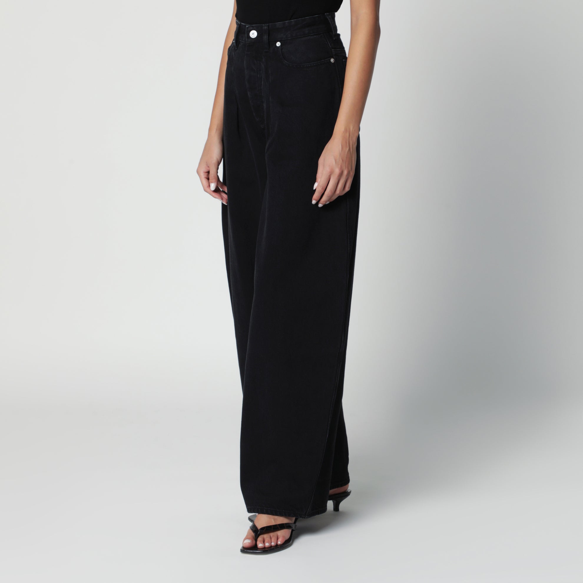 High-waisted black denim jeans