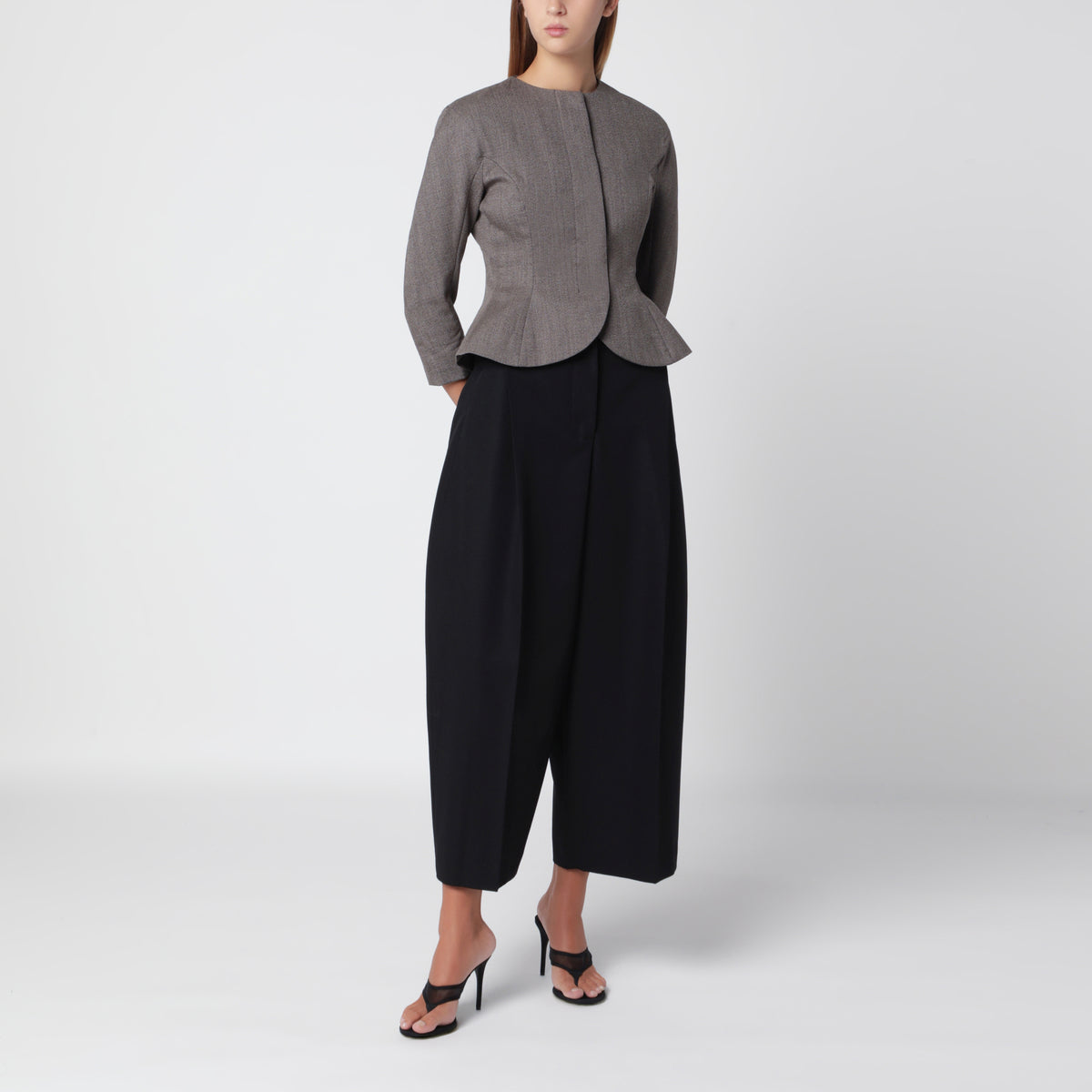 Schwarze Miami-Hose aus kühler Wolle
