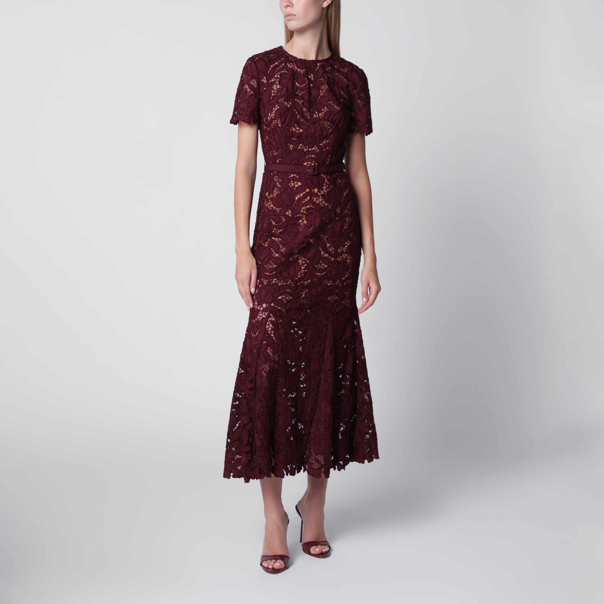 Abito midi in pizzo color borgogna