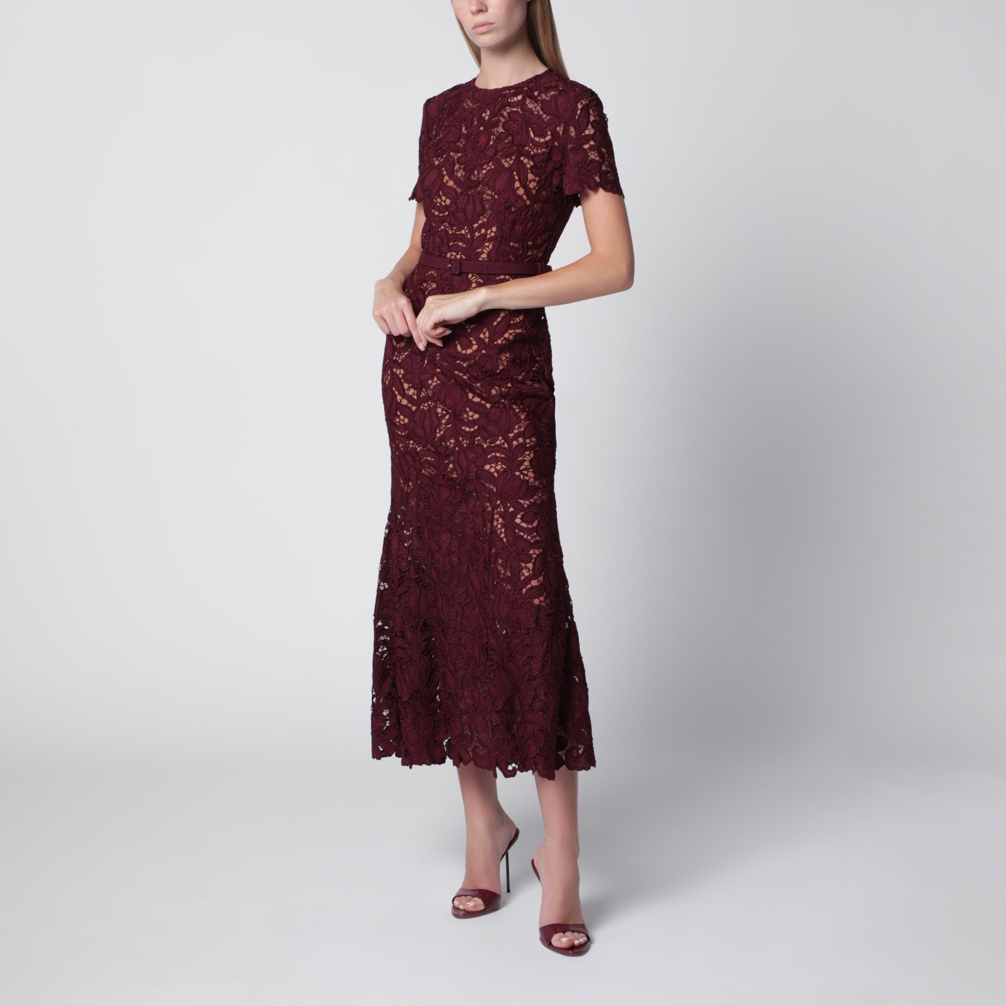 Abito midi in pizzo color borgogna