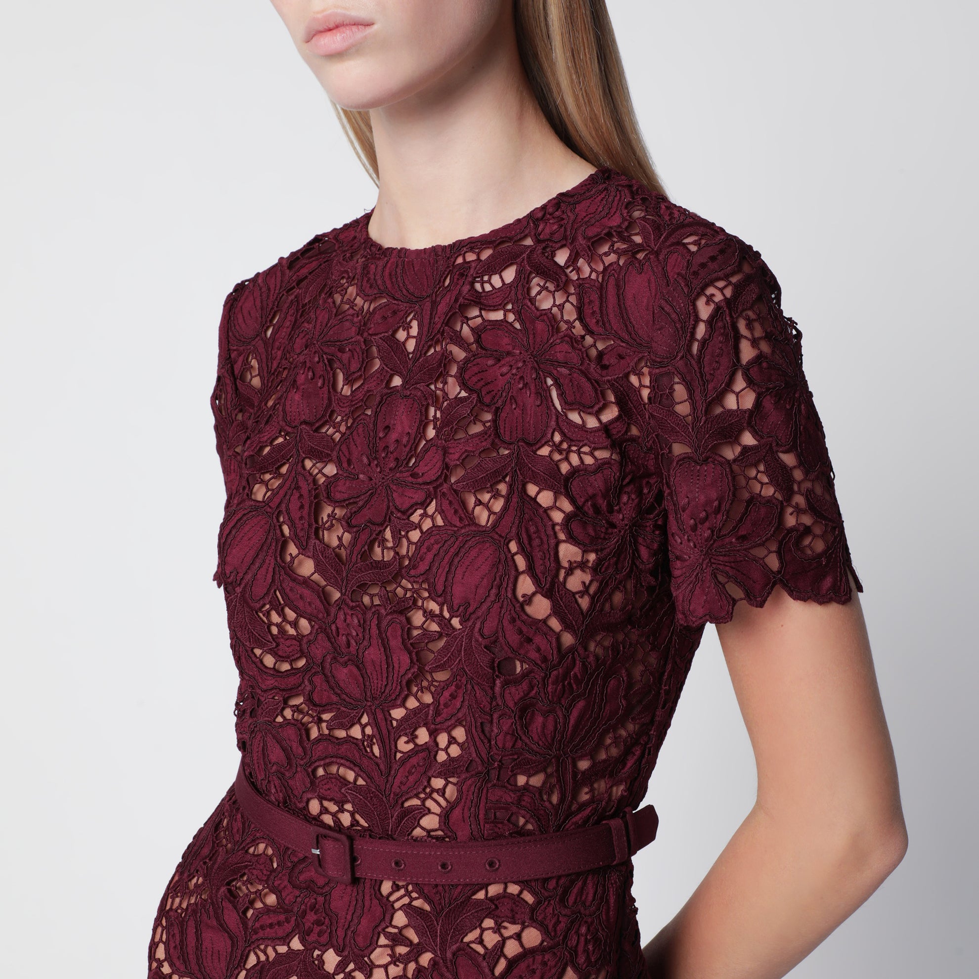 Abito midi in pizzo color borgogna