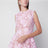 Mini-robe en dentelle florale rose