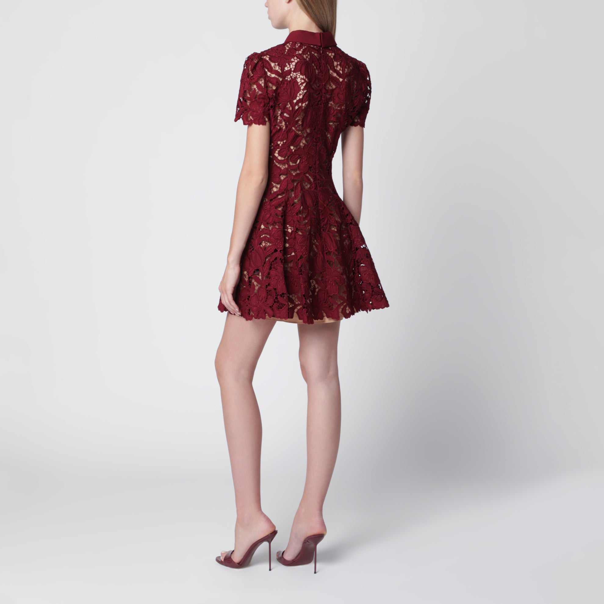 Mini abito in pizzo bordeaux