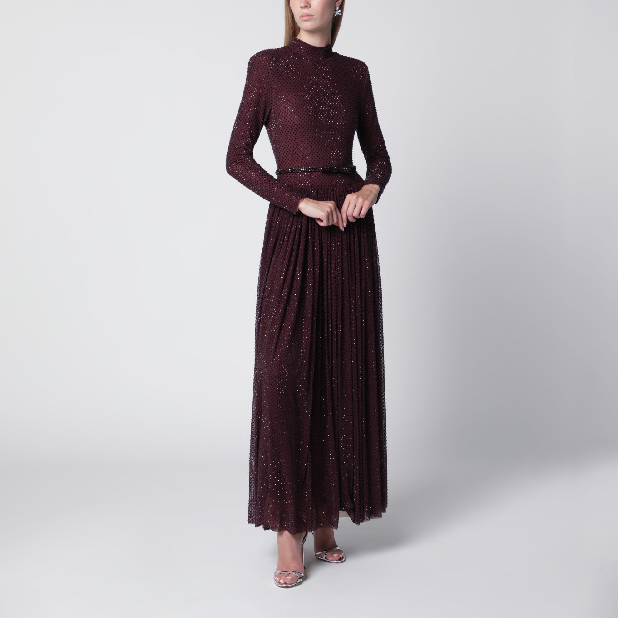 Abito lungo bordeaux con strass
