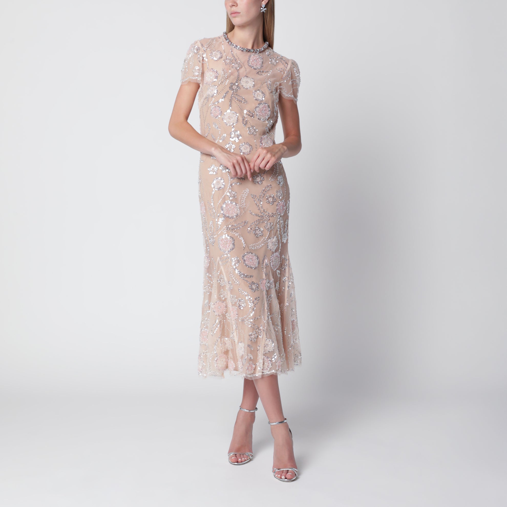 Robe midi brodée de fleurs à sequins rose