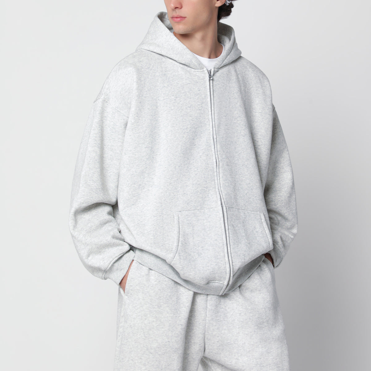 Sweat-shirt à capuche zippé gris clair en molleton de coton