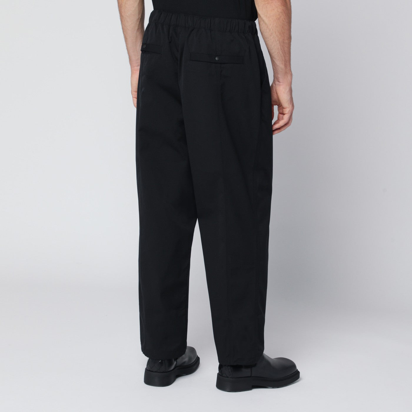 Terrain black trousers in cotton-nylon blend
