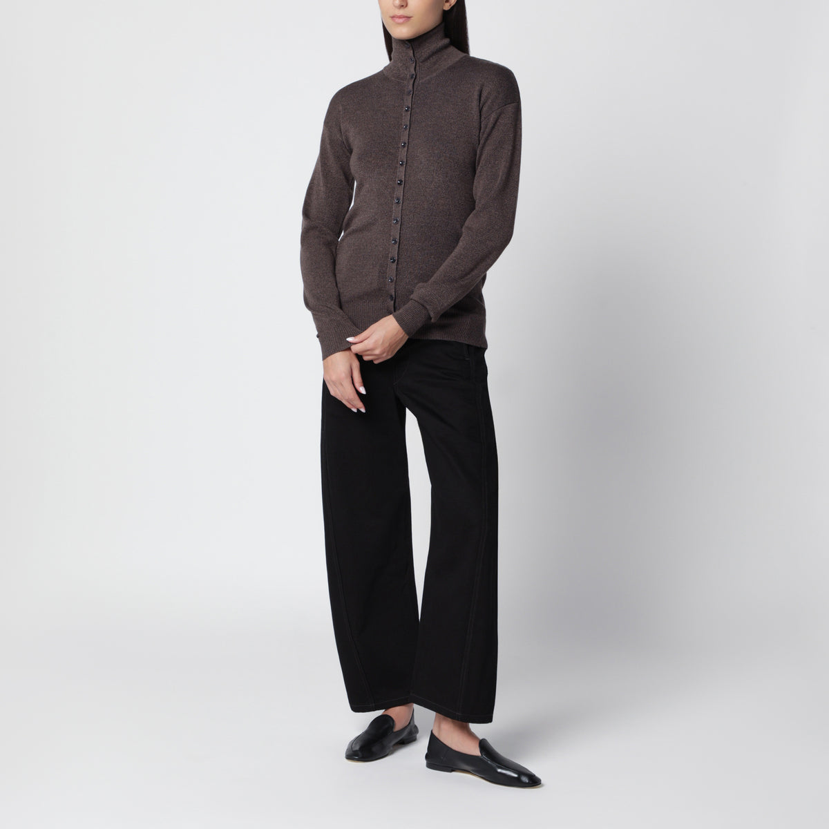 Woll-Ecorce-farbenes Knopf-Top