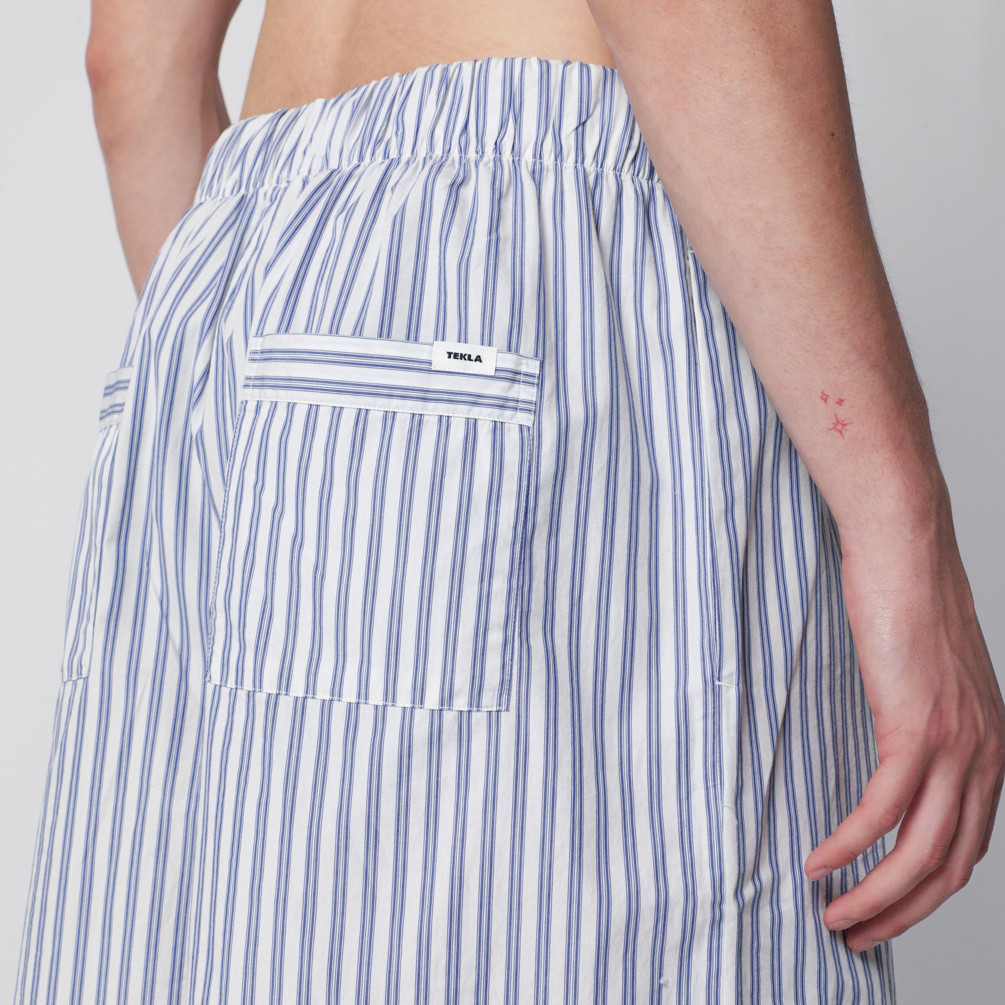 Short de pyjama blanc/bleu clair à rayures