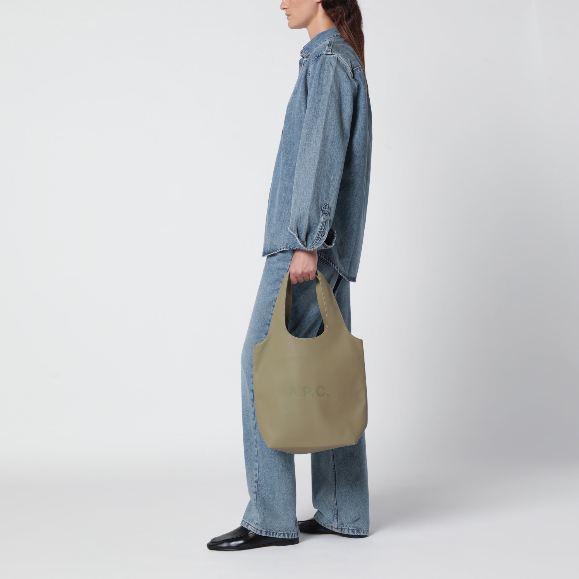 Ninon Small Tasche in Lehmgrün