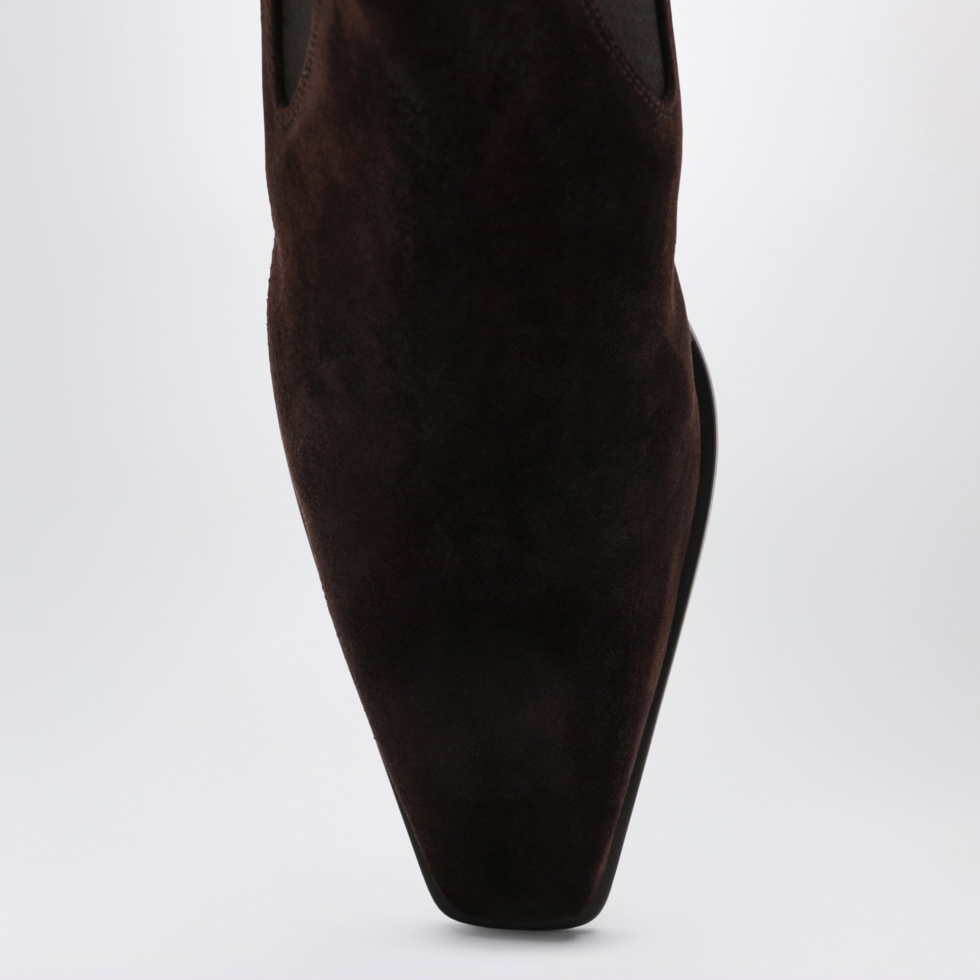 Bettina Stiefel aus Veloursleder in Schokoladenbraun