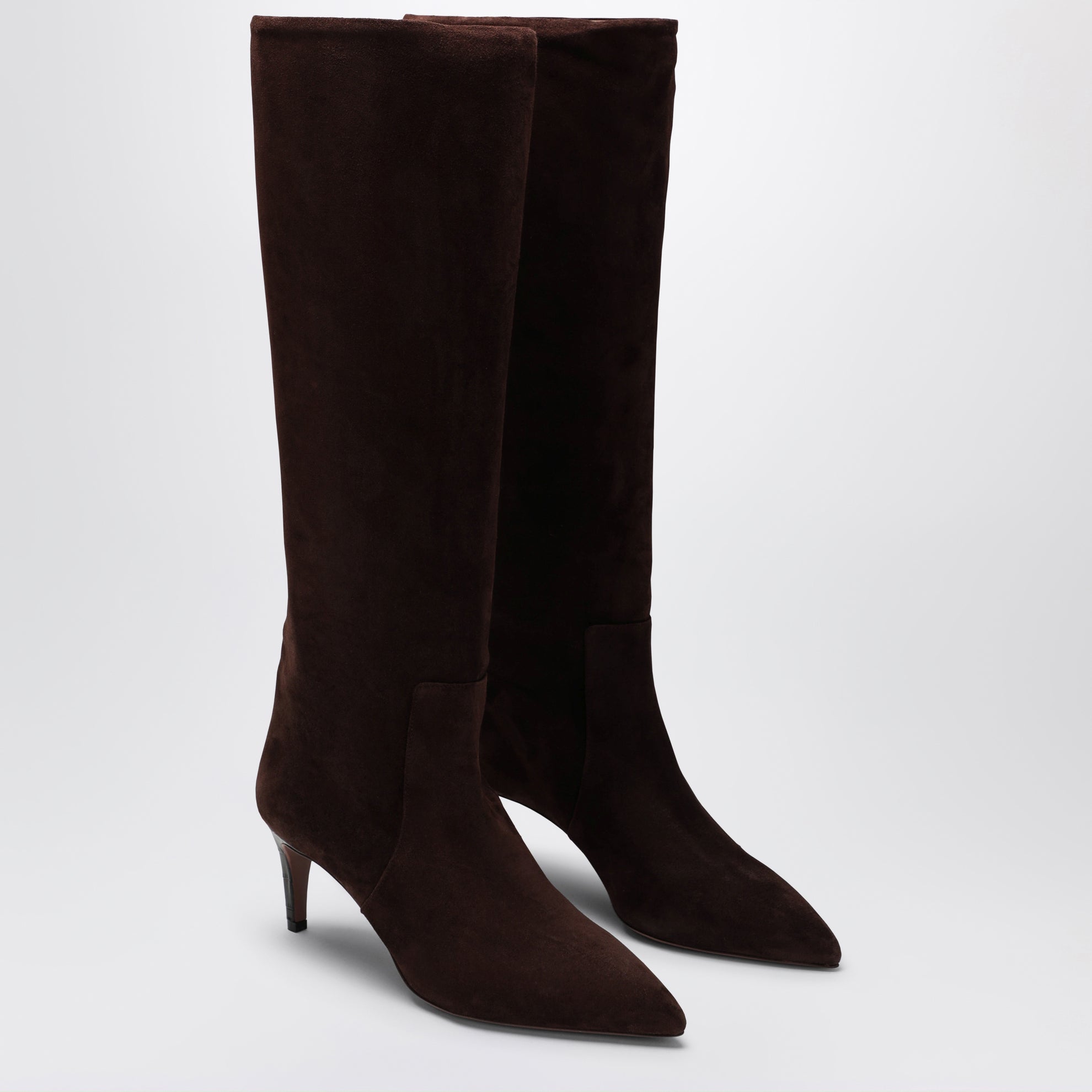 Chocolate suede pointed-toe boots