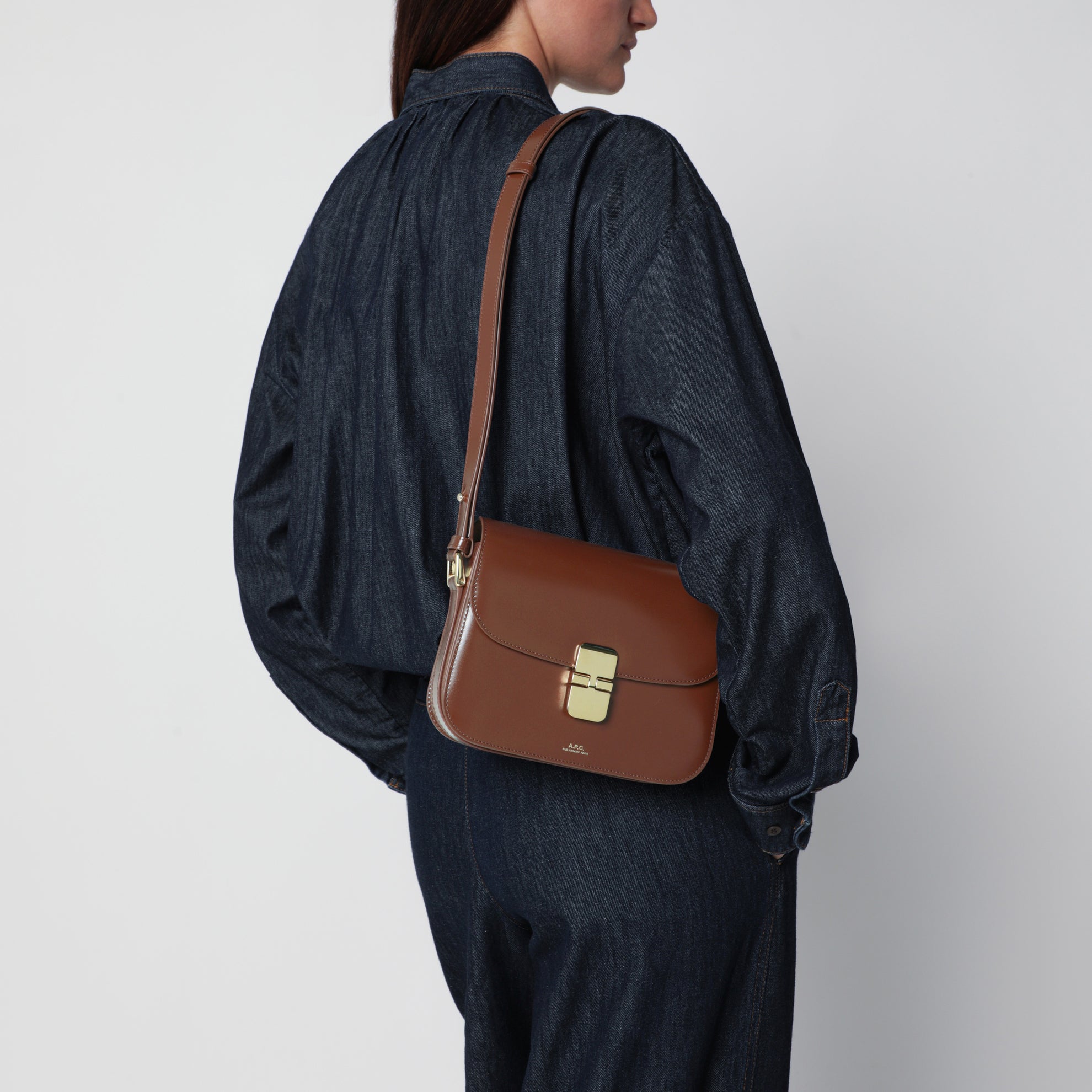Petit sac à bandoulière Grace couleur noisette