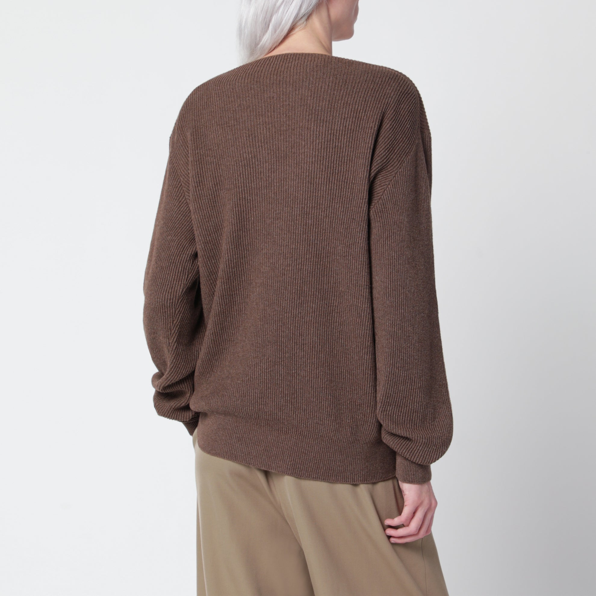 Phef Fudge Cotton and Cashmere V-Neck Sweater
