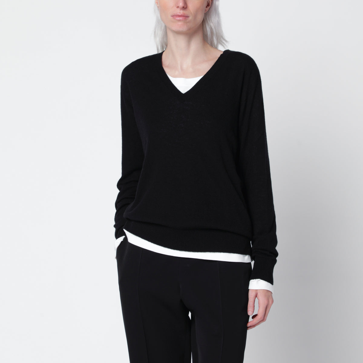 Maglione Phora nero in cashmere