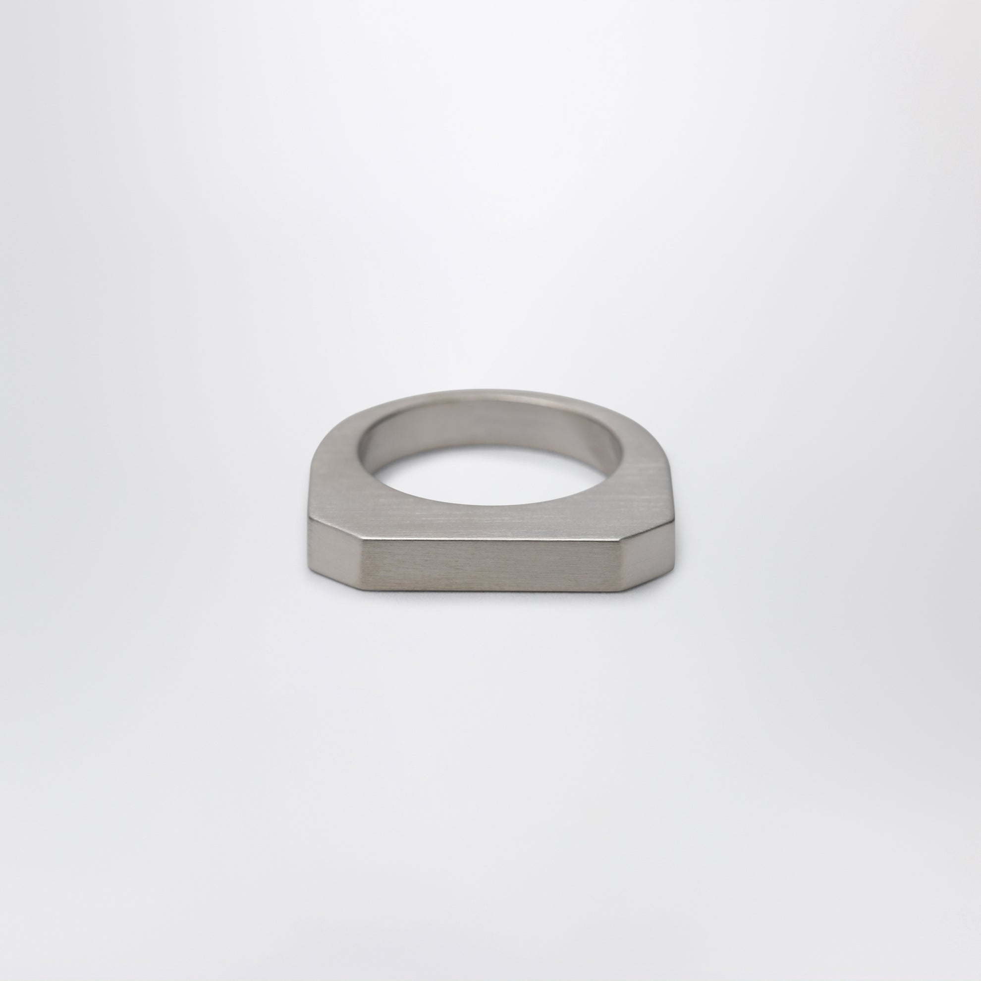 Hollywood-Ring aus Messing mit Palladium-Finish
