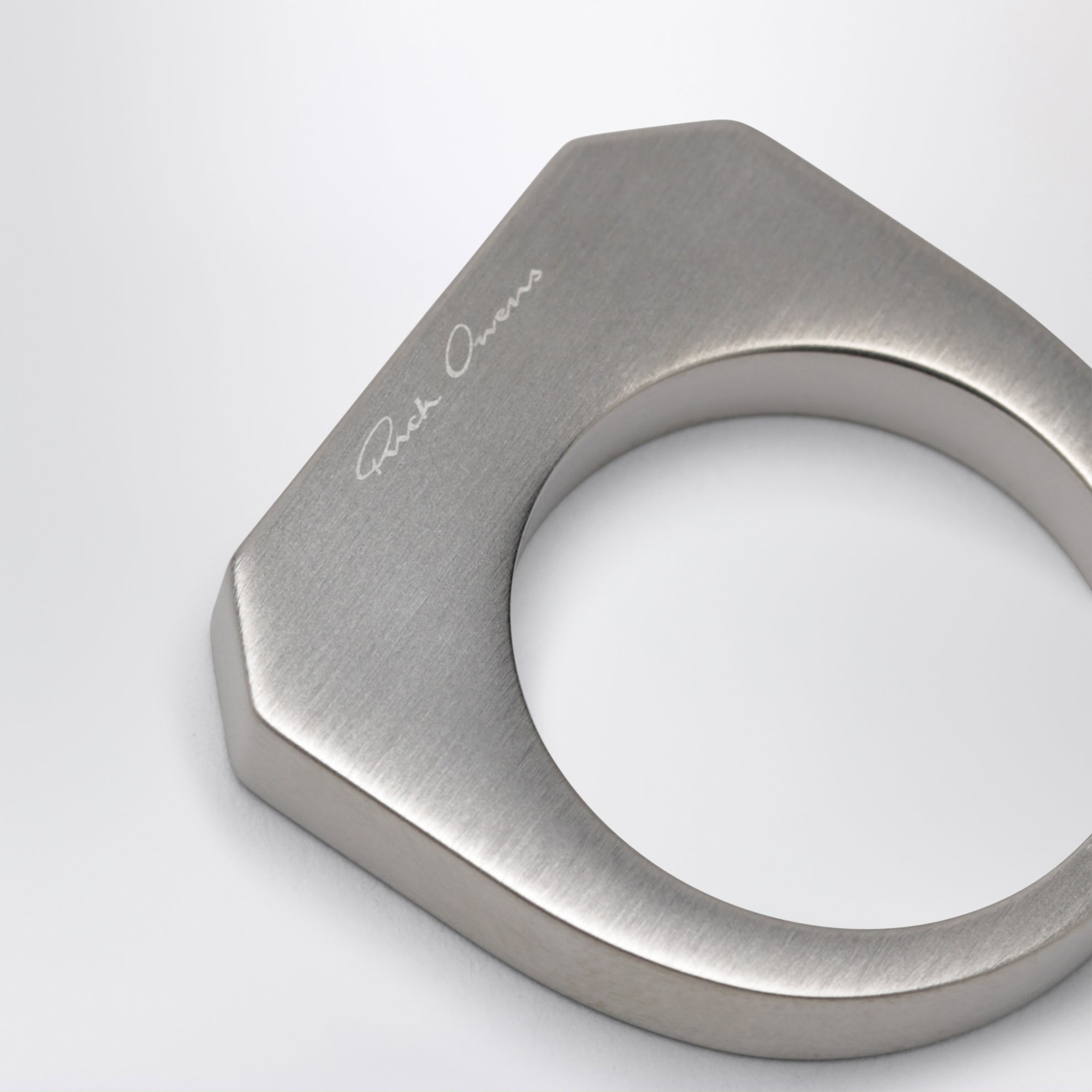 Hollywood-Ring aus Messing mit Palladium-Finish