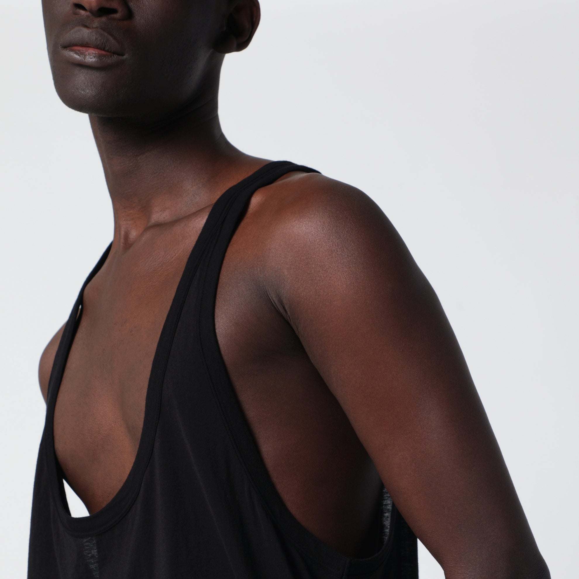 Schwarzes Pony Tanktop Aus Leichter Baumwolle