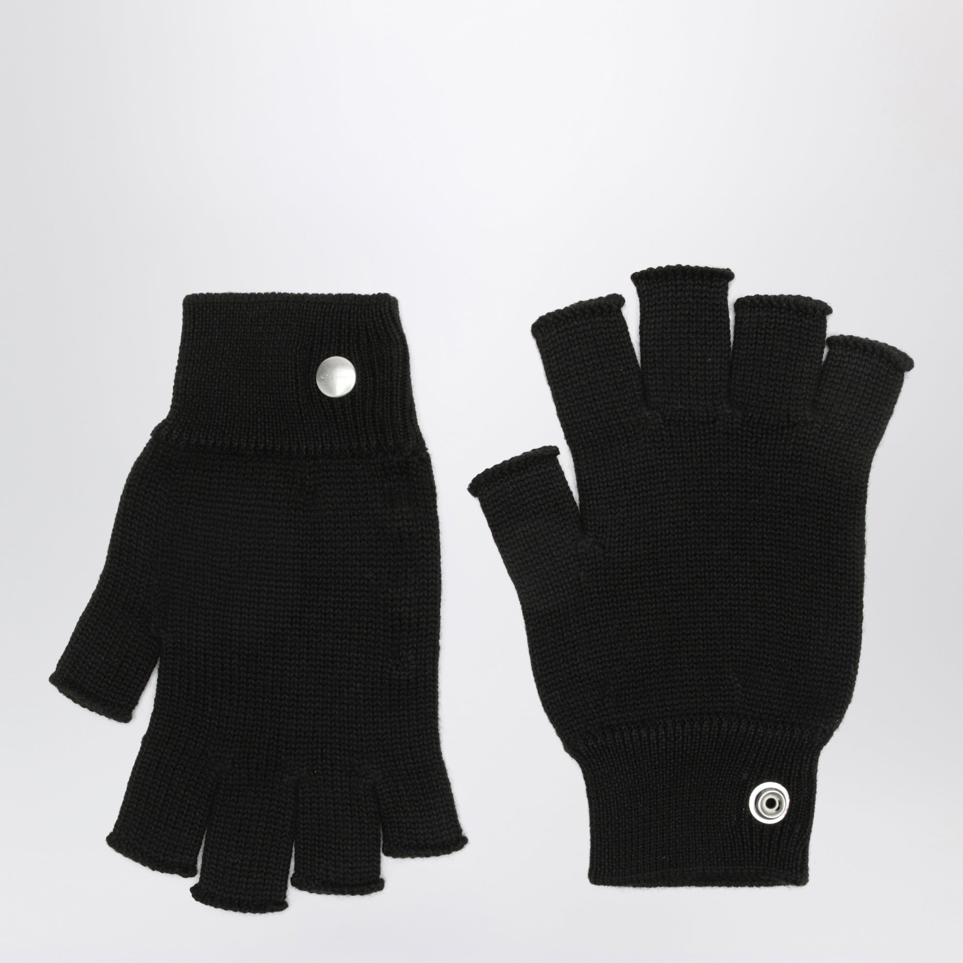 Schwarze Handschuhe aus Wolle