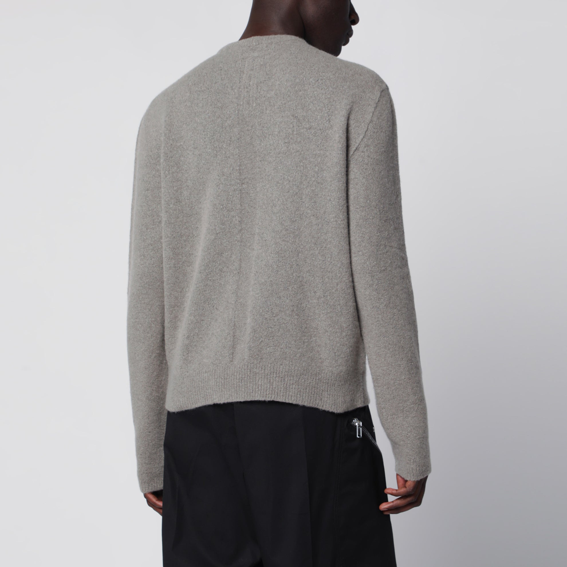 Pull en mélange de cachemire gris poudré