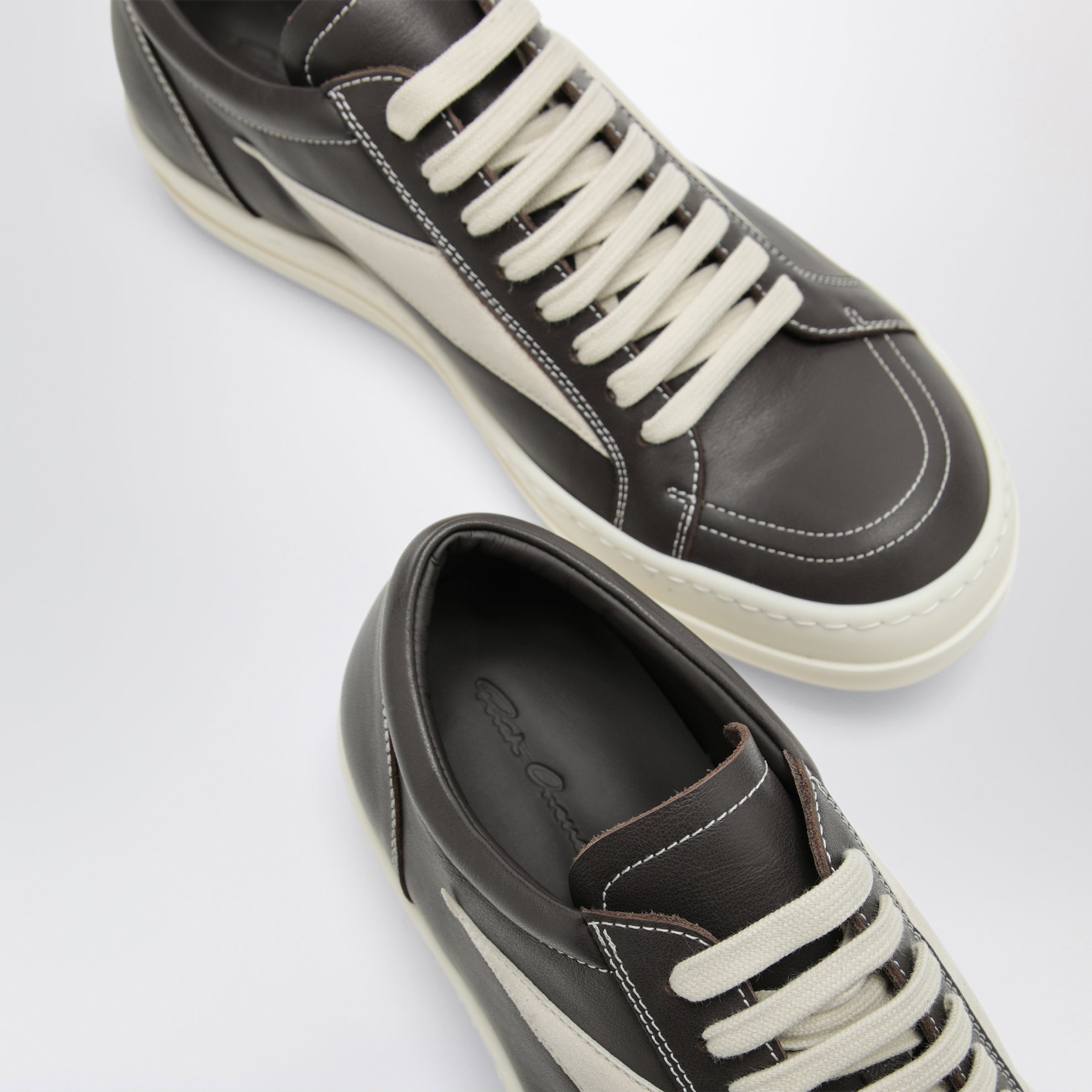 Sneakers Vintage gris poussière/blanc lait