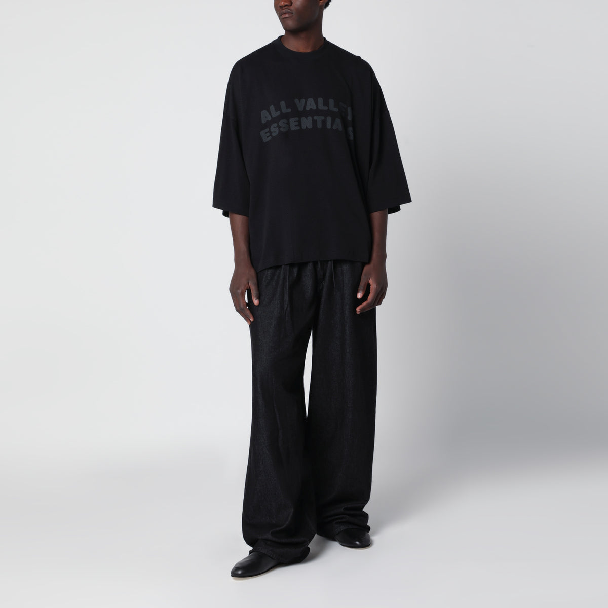Black Essentials T-shirt in tri-blend jersey