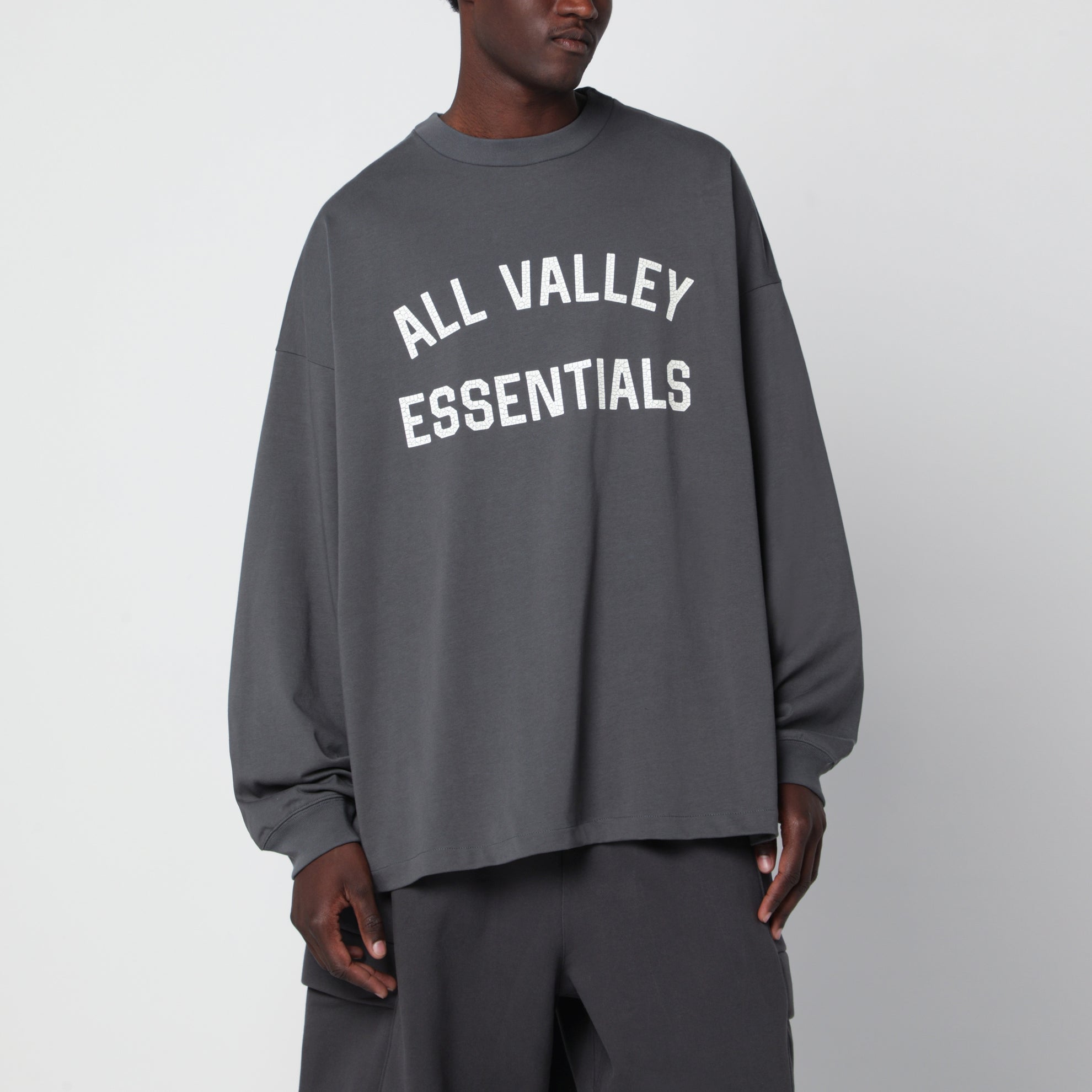 Grey Merch long-sleeved cotton T-shirt