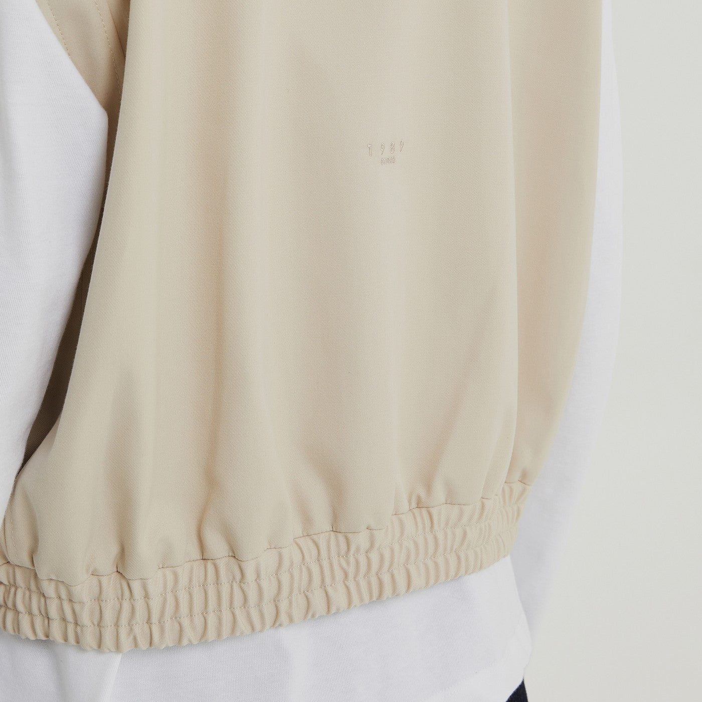 Light cream gabardine zip up vest