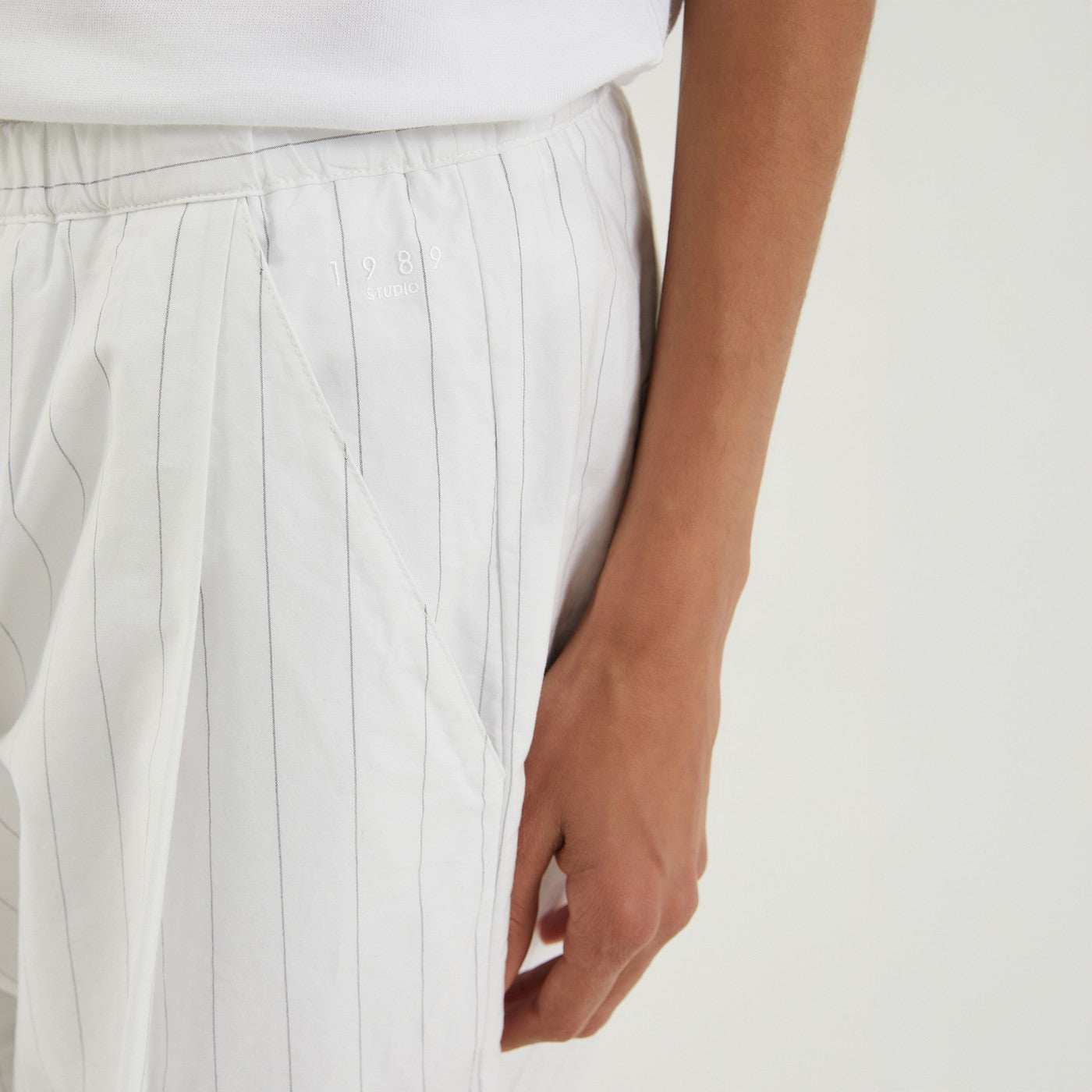 White striped boxy pants