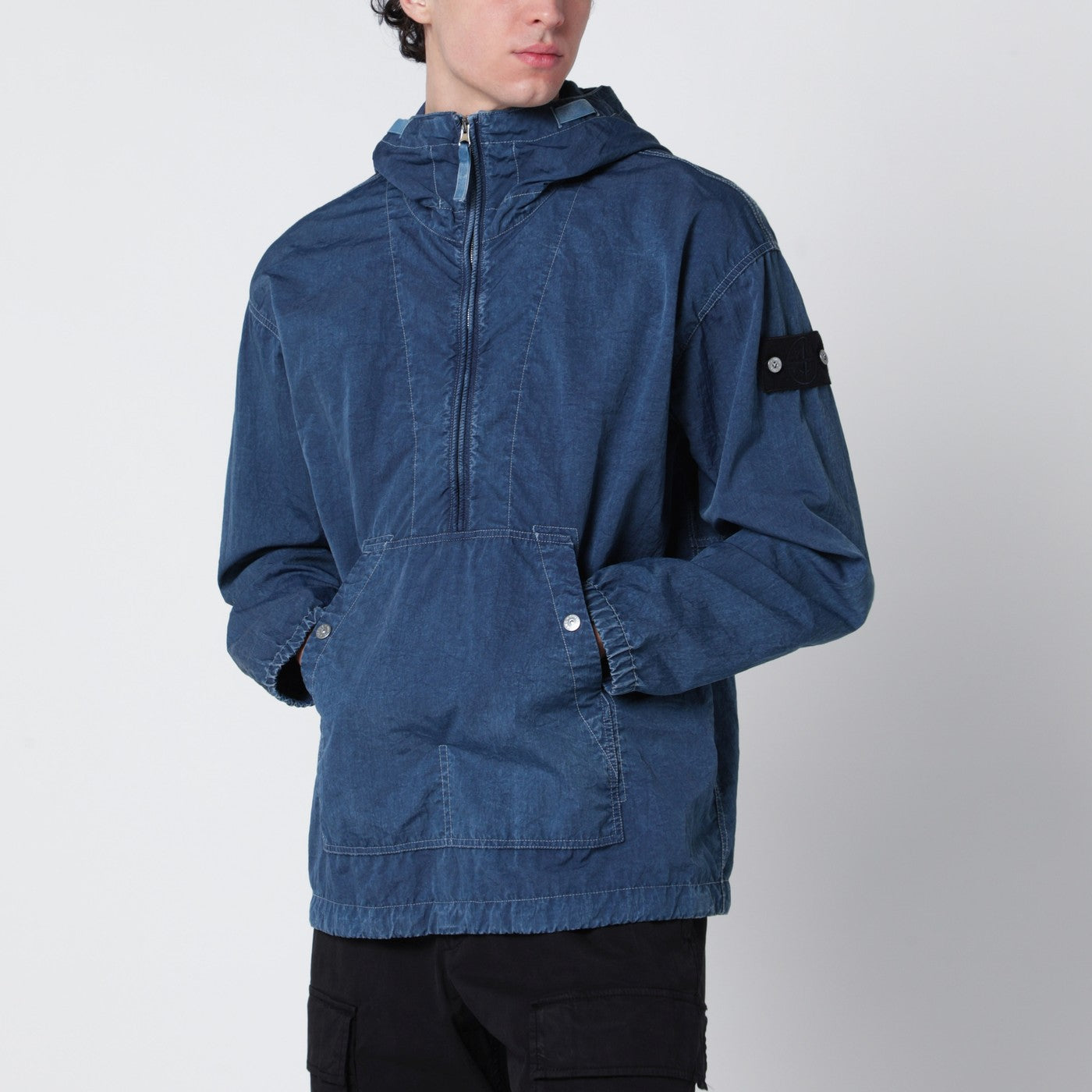 Giacca con mezza zip blu indaco in nylon